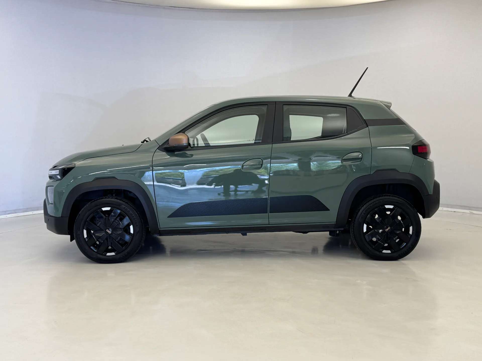 A 2024 DACIA SPRING 27kWh Extreme 65 48kW 5dr Auto A 2024 DACIA SPRING 27kWh Extreme 65 48kW 5dr Auto