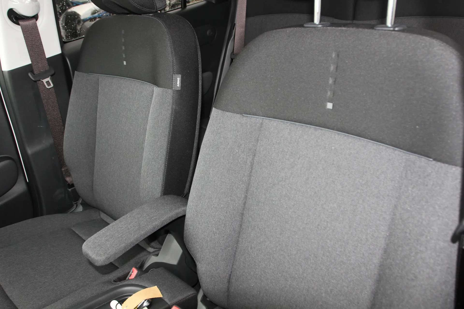 2025 HYUNDAI INSTER 2025 HYUNDAI INSTER