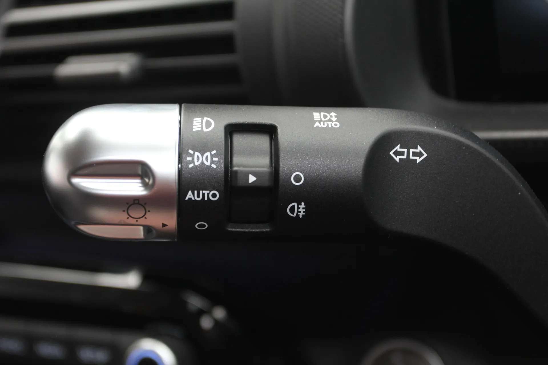 2025 HYUNDAI INSTER 2025 HYUNDAI INSTER