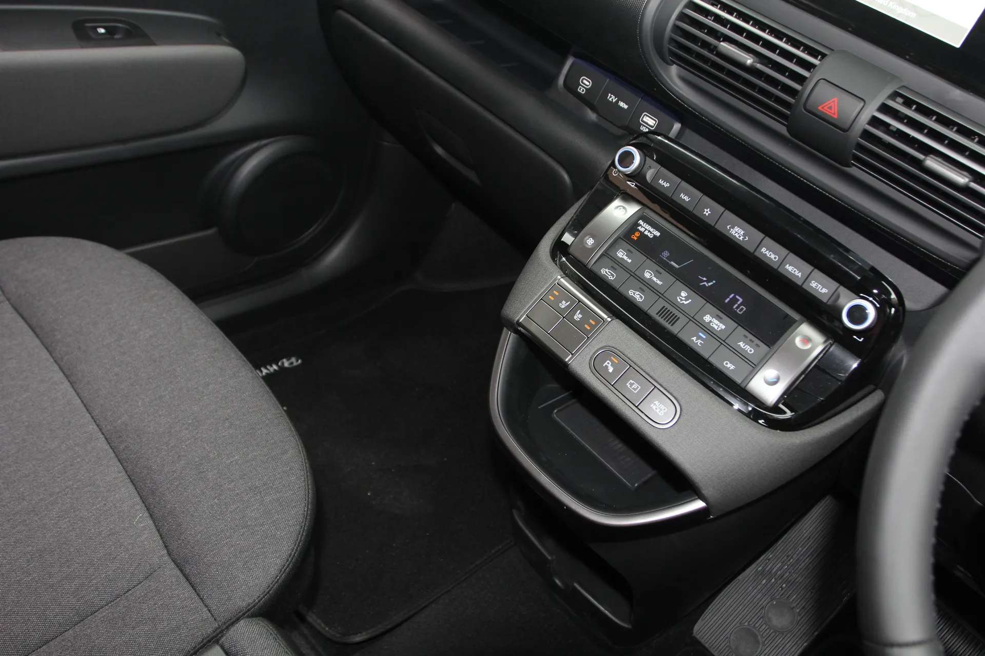 2025 HYUNDAI INSTER 2025 HYUNDAI INSTER