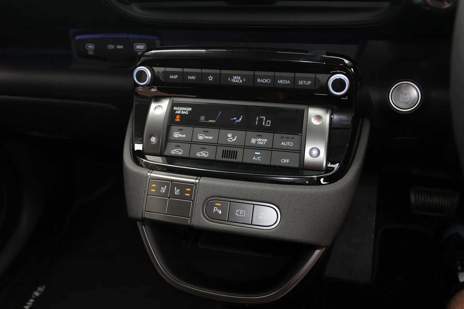 2025 HYUNDAI INSTER 2025 HYUNDAI INSTER