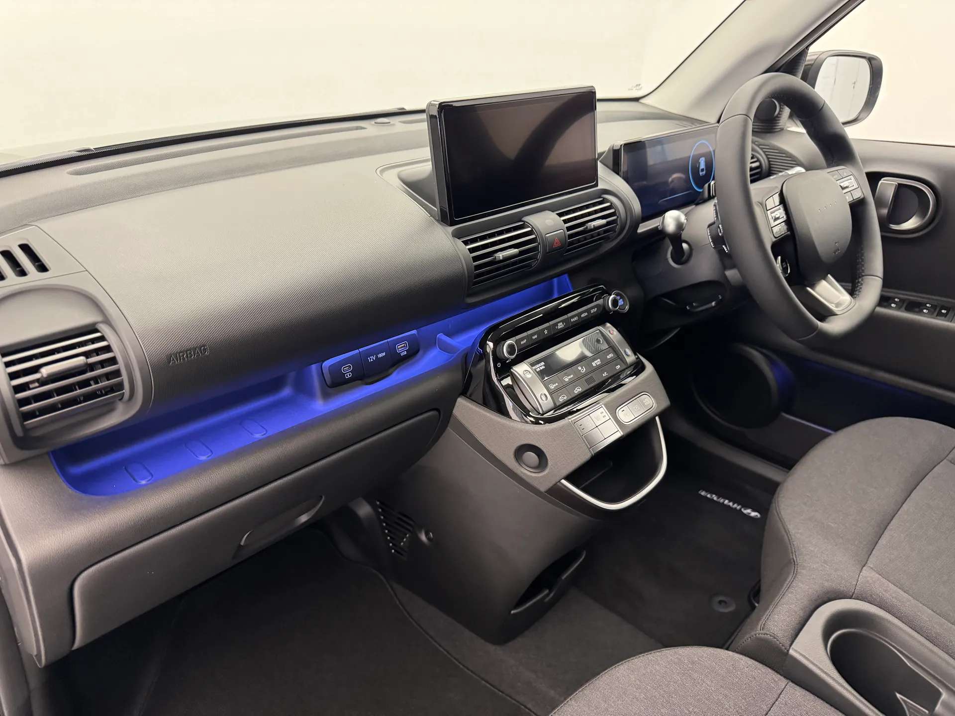 2025 HYUNDAI INSTER 2025 HYUNDAI INSTER