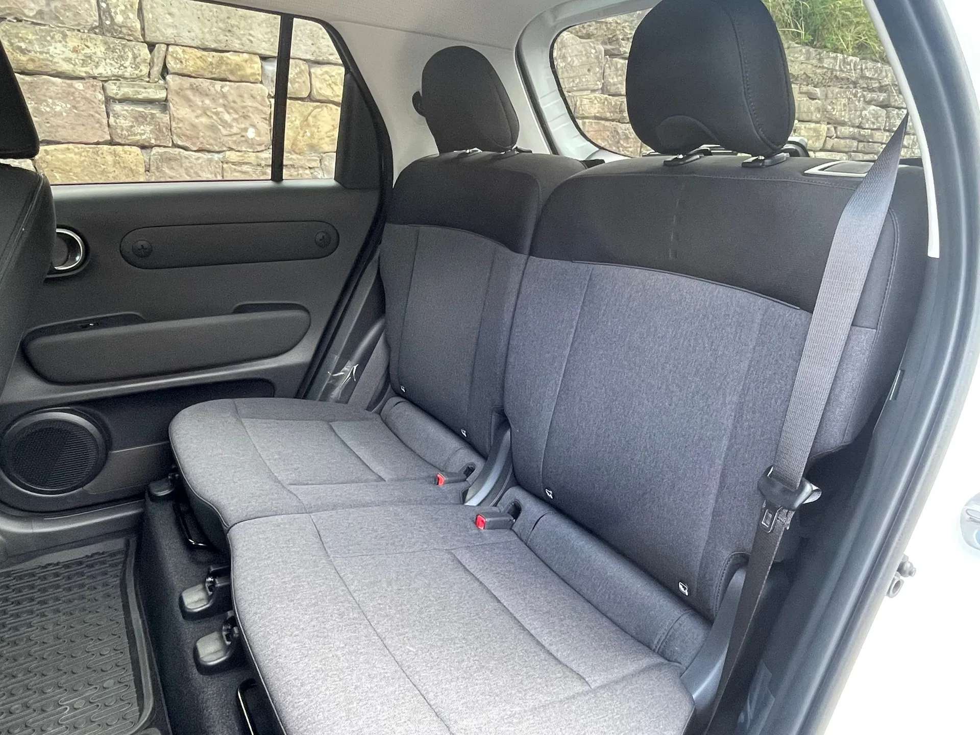 2025 HYUNDAI INSTER 2025 HYUNDAI INSTER