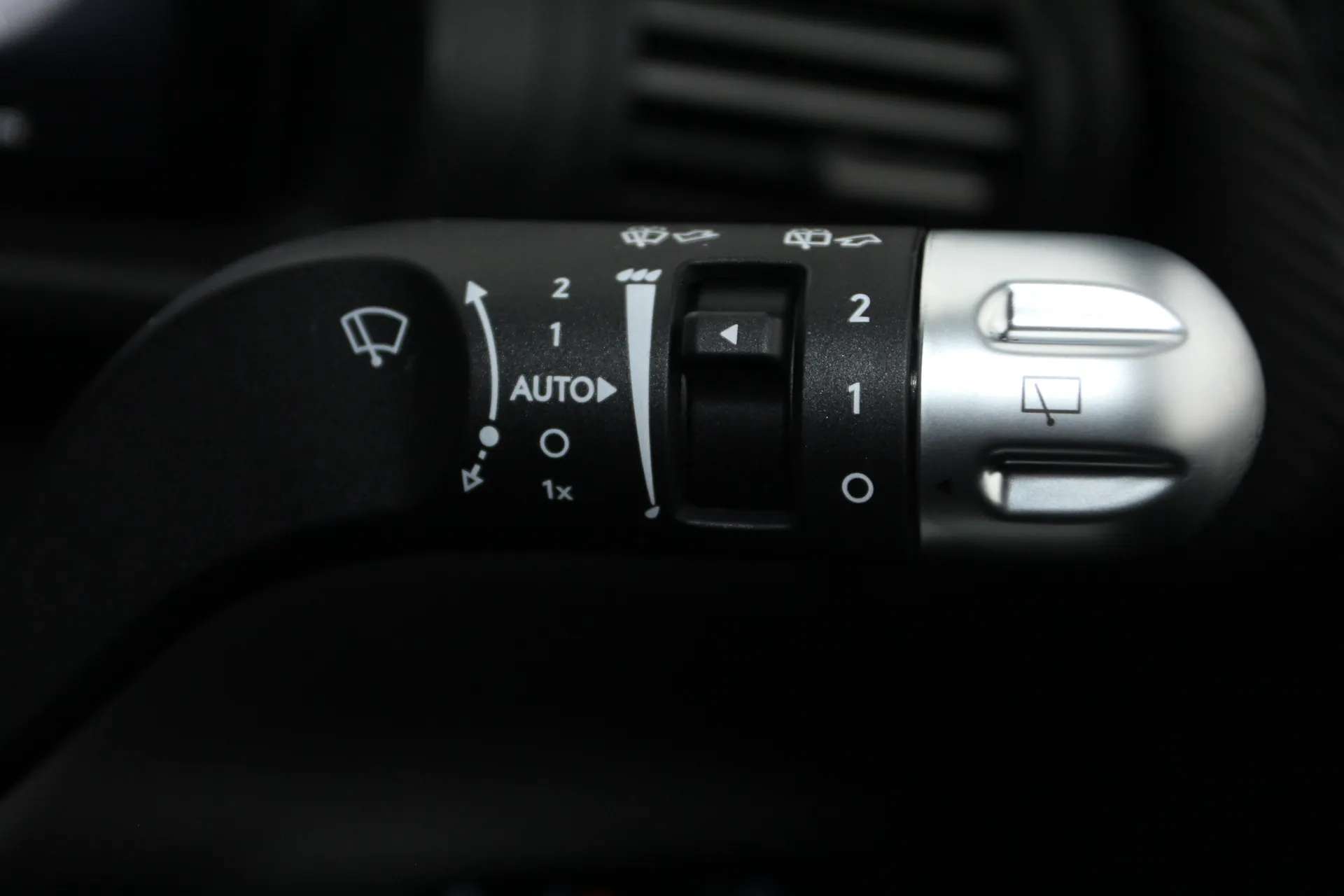 2025 HYUNDAI INSTER 2025 HYUNDAI INSTER