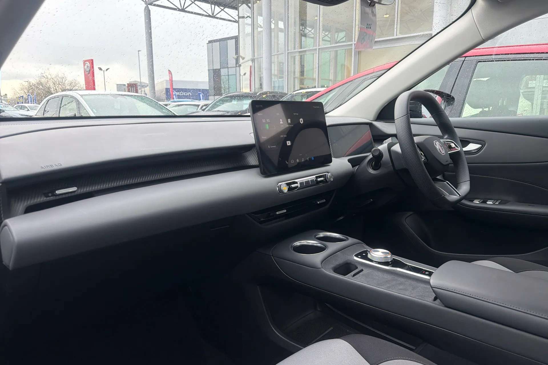 A 2025 MG MOTOR UK MGS5 125kW SE EV 49kWh 5dr Auto A 2025 MG MOTOR UK MGS5 125kW SE EV 49kWh 5dr Auto