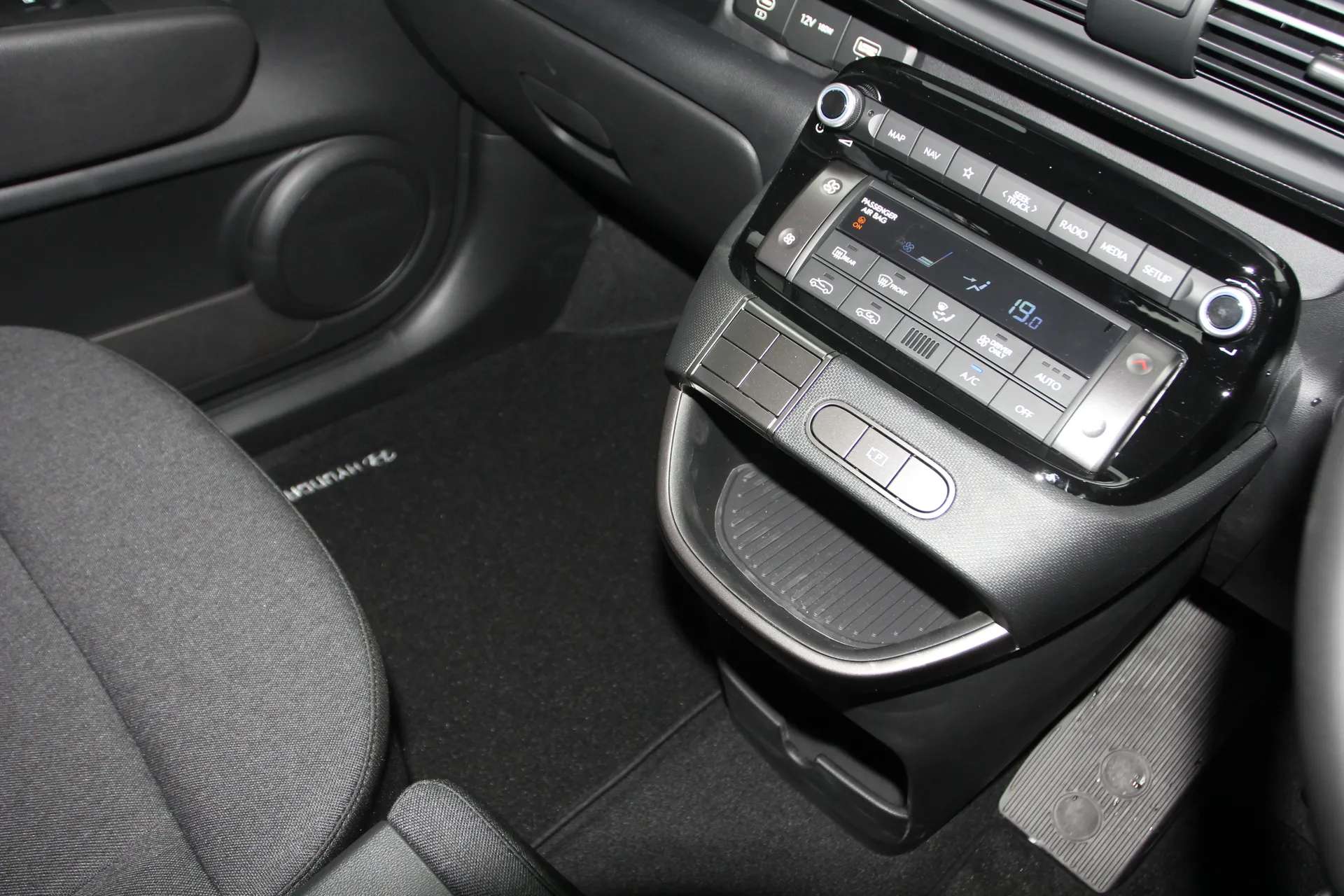 2025 HYUNDAI INSTER 2025 HYUNDAI INSTER