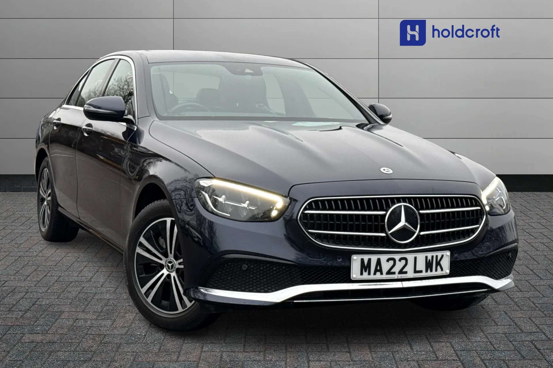 A 2022 MERCEDES-BENZ E-CLASS E200 Sport 4dr 9G-Tronic A 2022 MERCEDES-BENZ E-CLASS E200 Sport 4dr 9G-Tronic