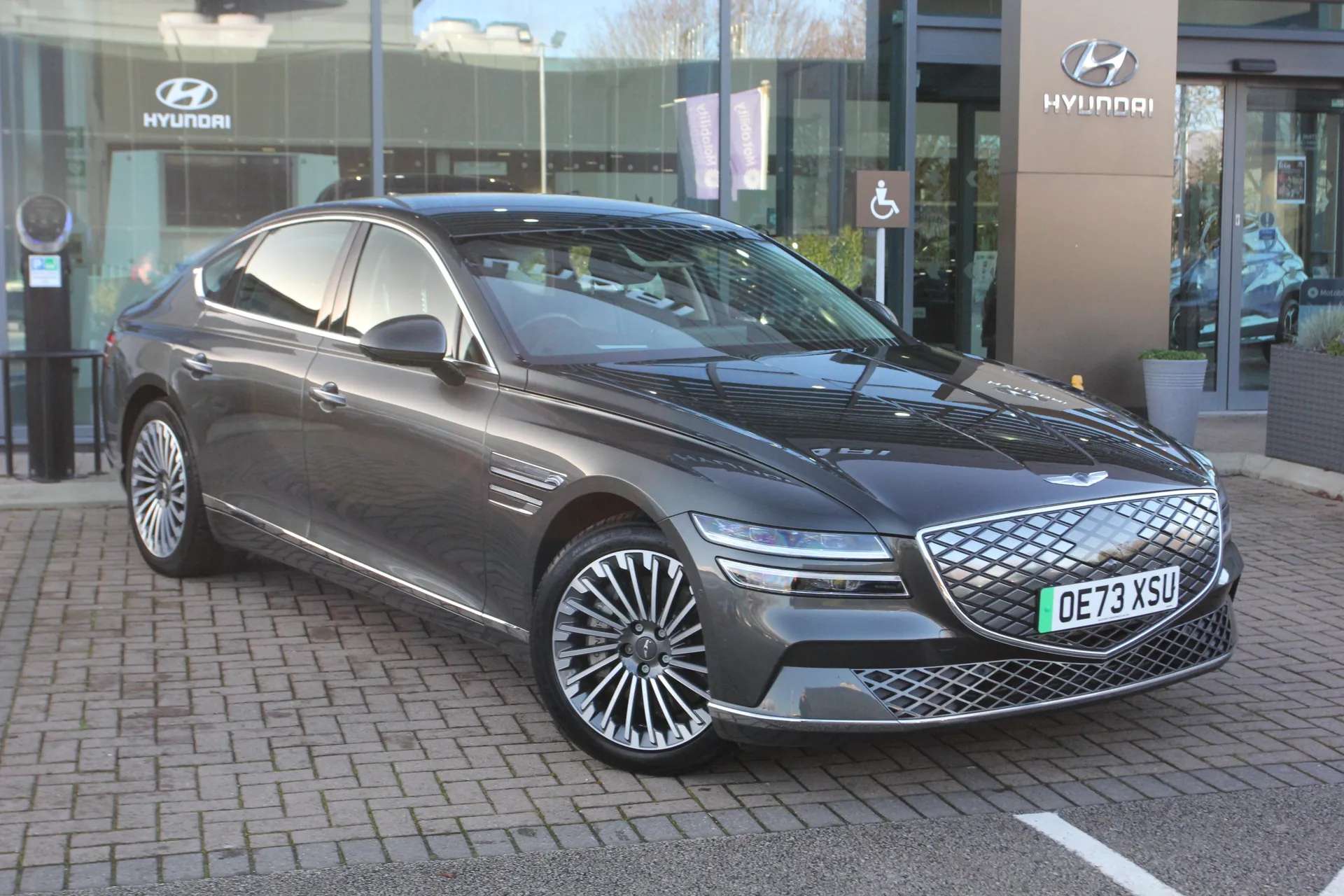 2023 GENESIS G80 2023 GENESIS G80