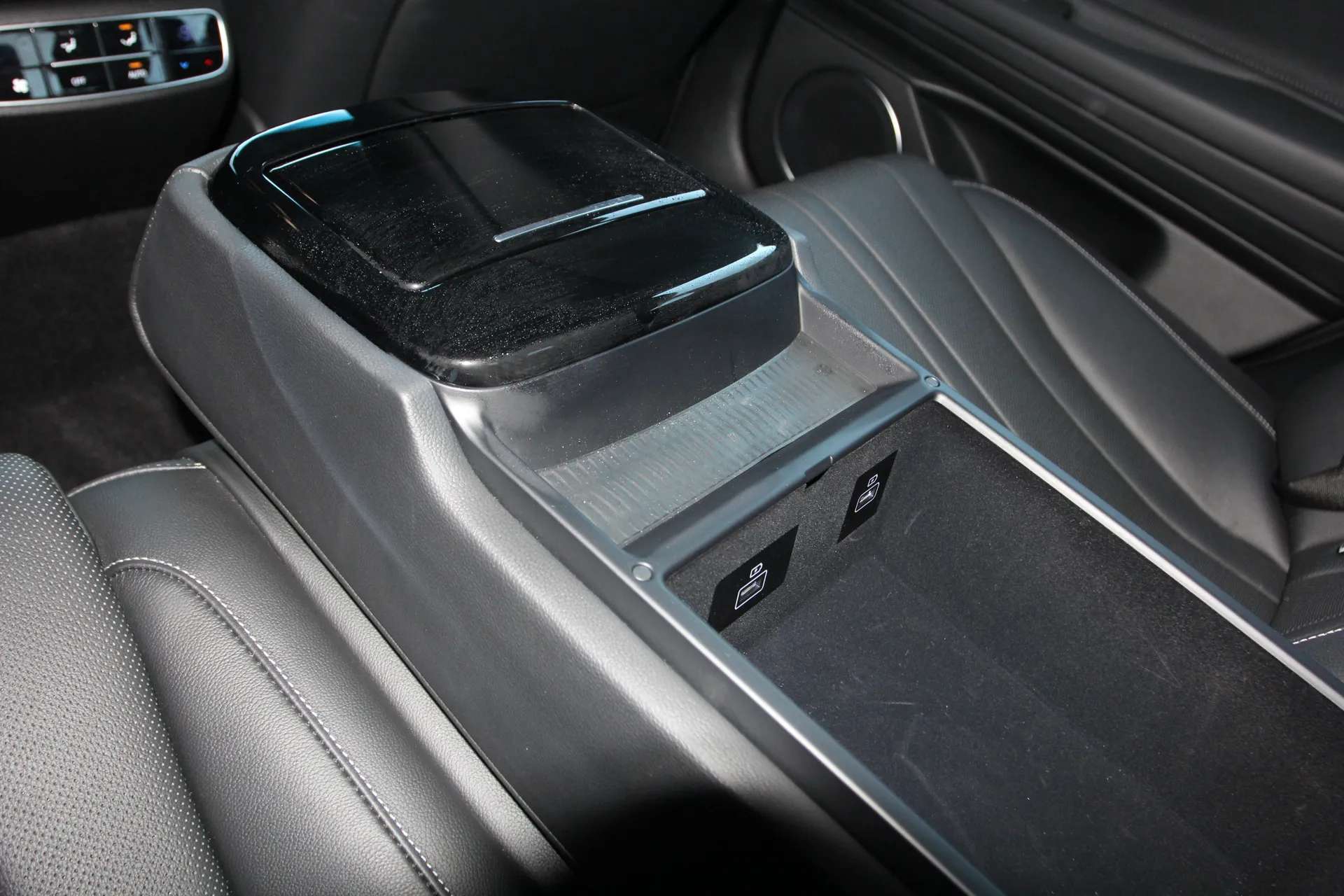 2023 GENESIS G80 2023 GENESIS G80