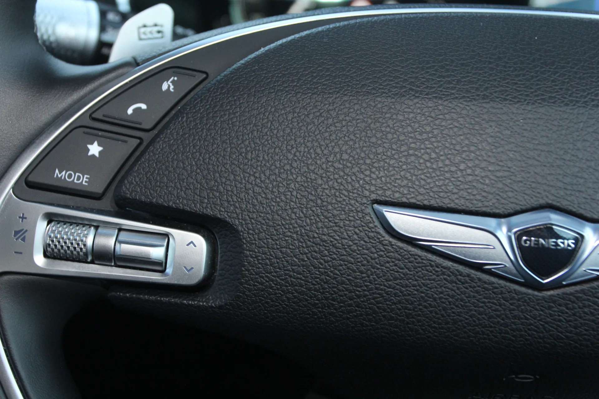 2023 GENESIS G80 2023 GENESIS G80