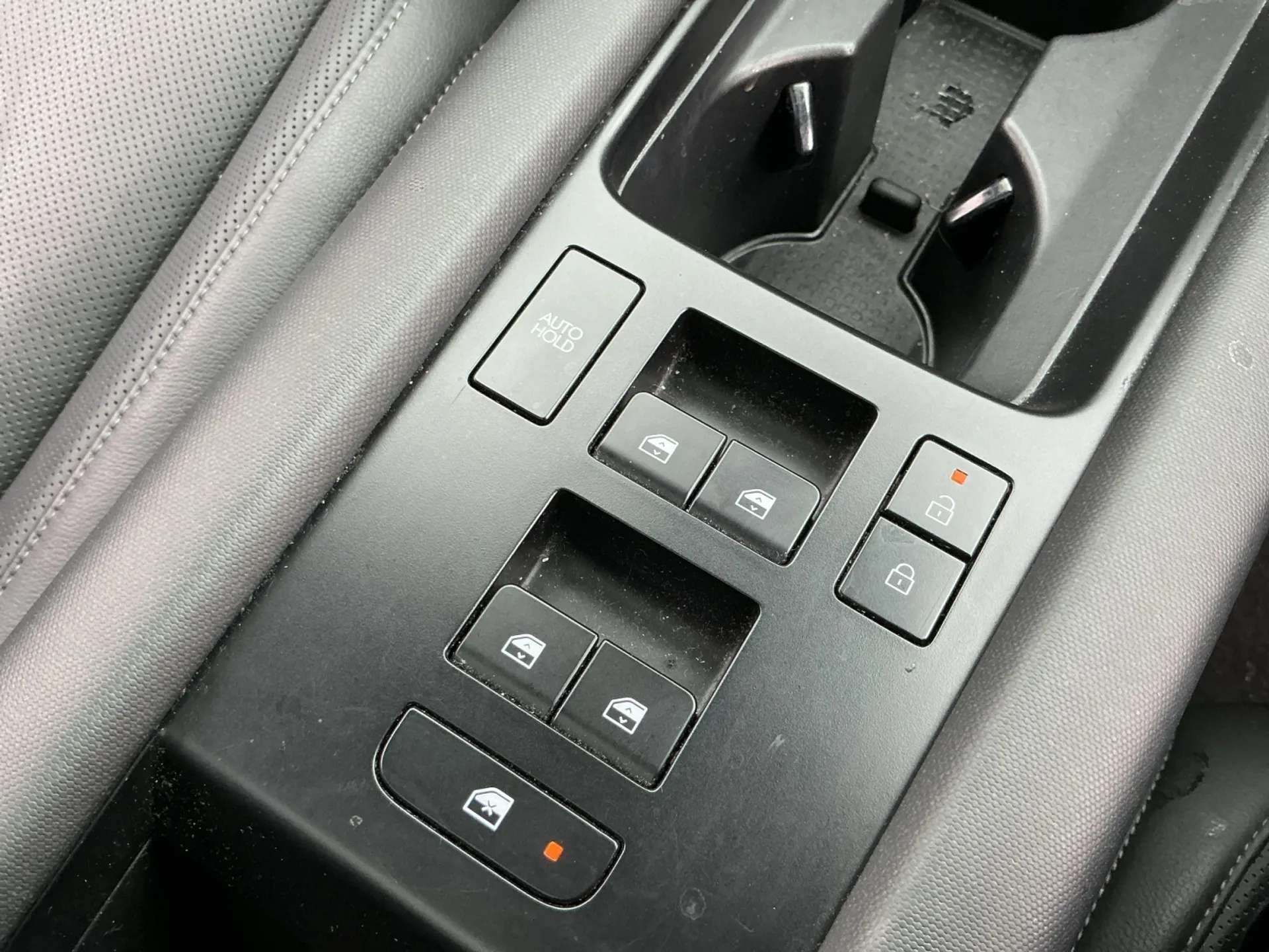 2024 HYUNDAI IONIQ 6 2024 HYUNDAI IONIQ 6