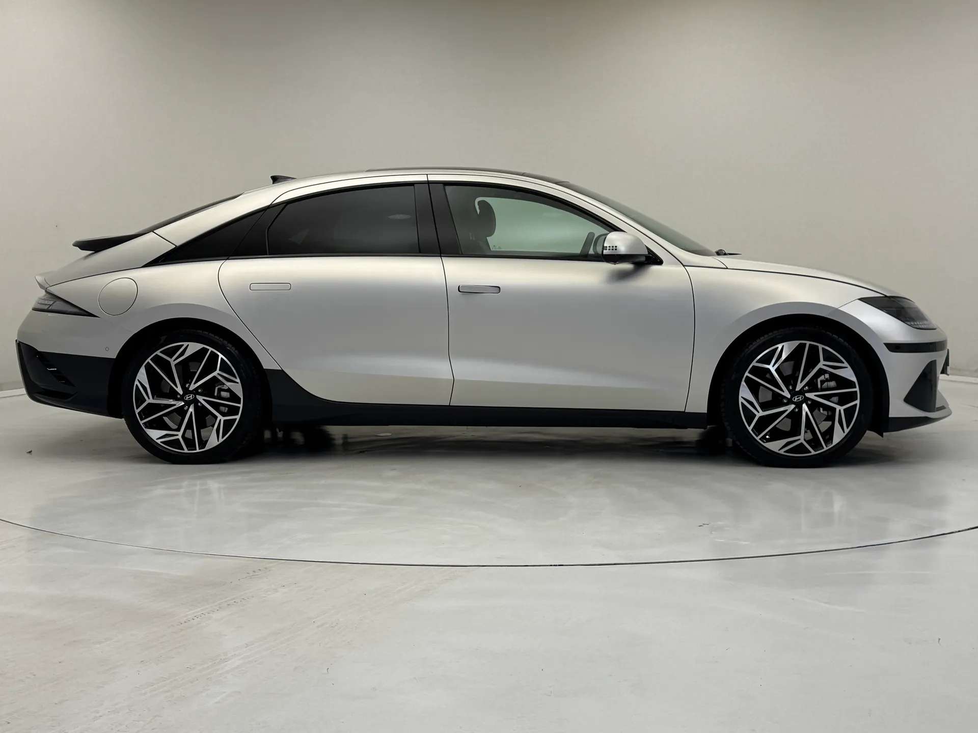 2025 HYUNDAI IONIQ 6 2025 HYUNDAI IONIQ 6