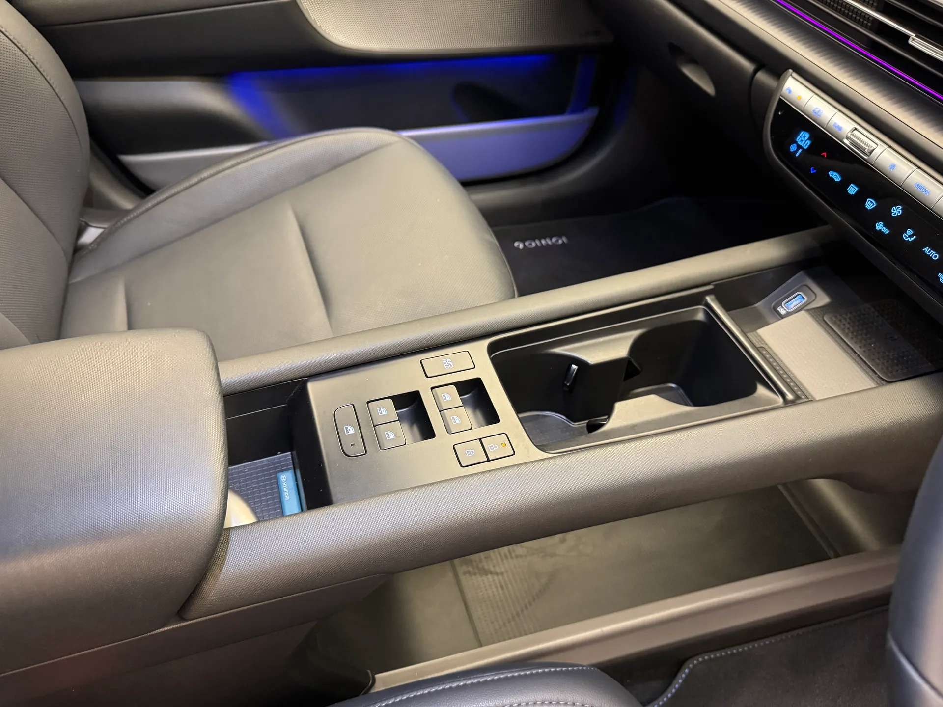 2025 HYUNDAI IONIQ 6 2025 HYUNDAI IONIQ 6