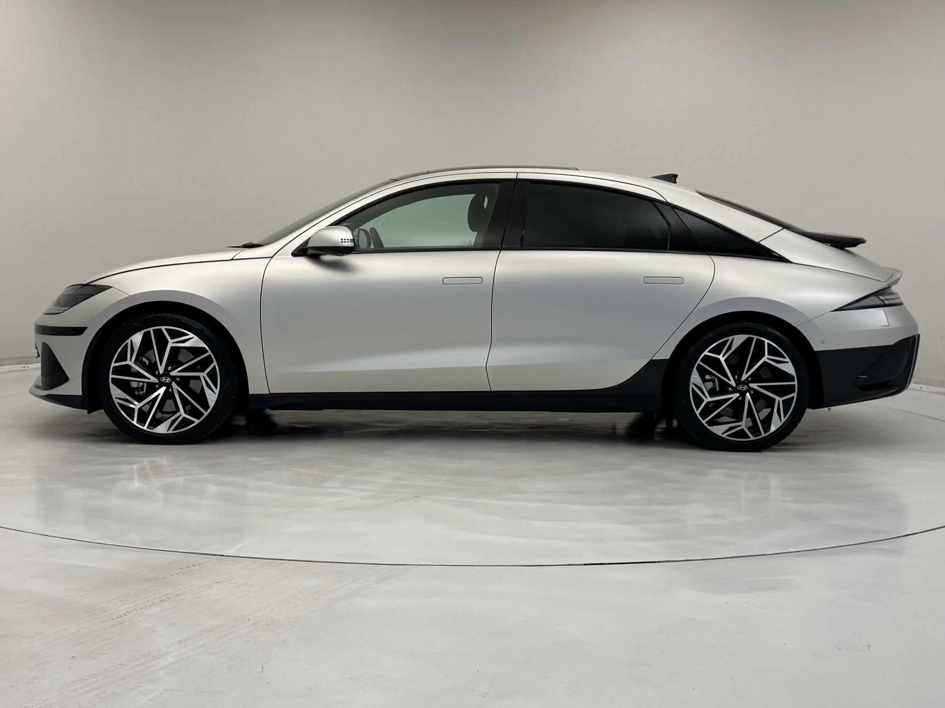 2025 HYUNDAI IONIQ 6 2025 HYUNDAI IONIQ 6