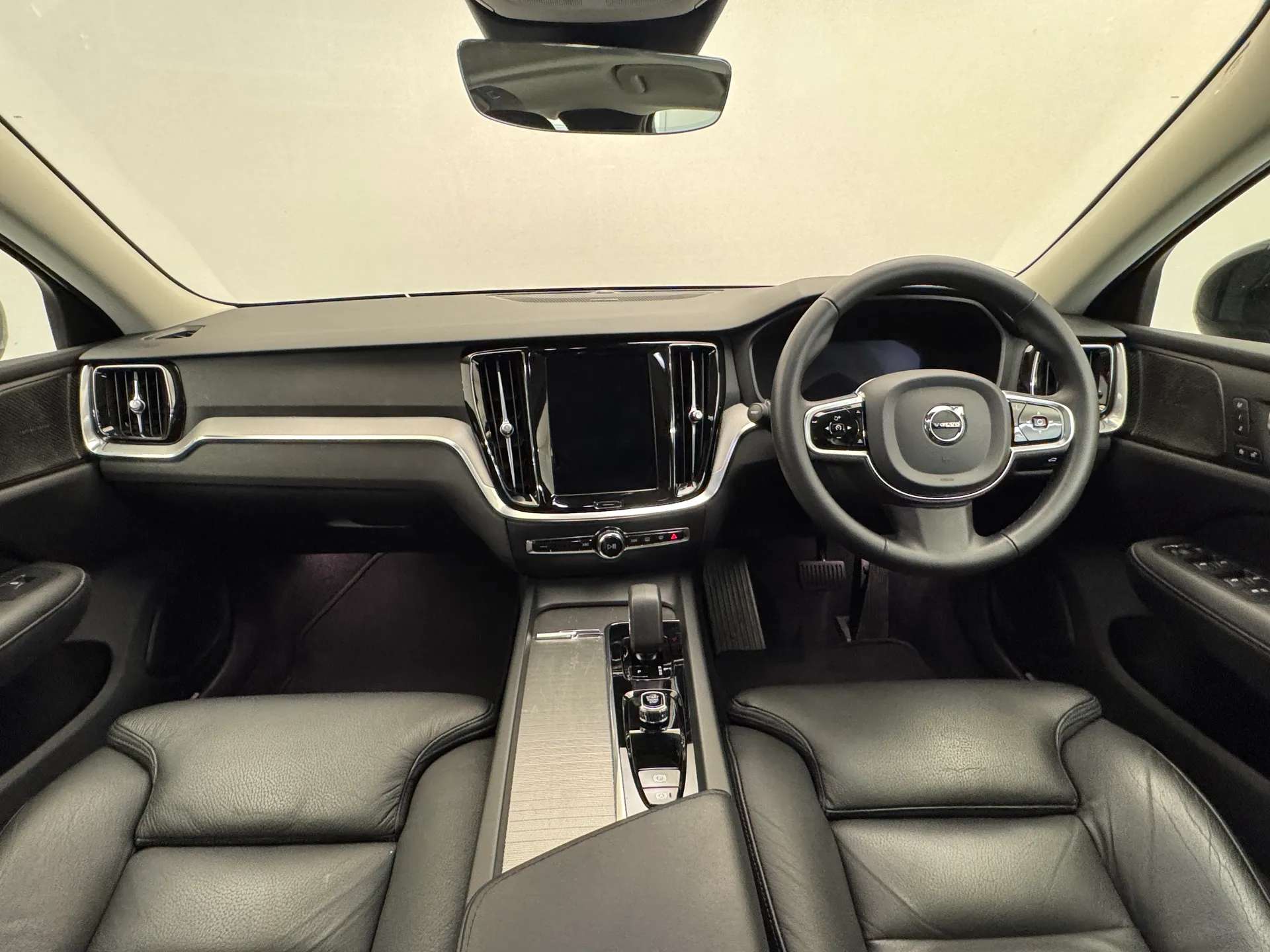 2023 VOLVO S60 2023 VOLVO S60