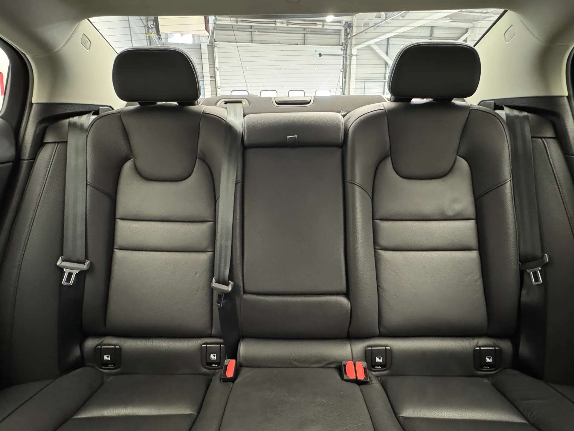 2023 VOLVO S60 2023 VOLVO S60