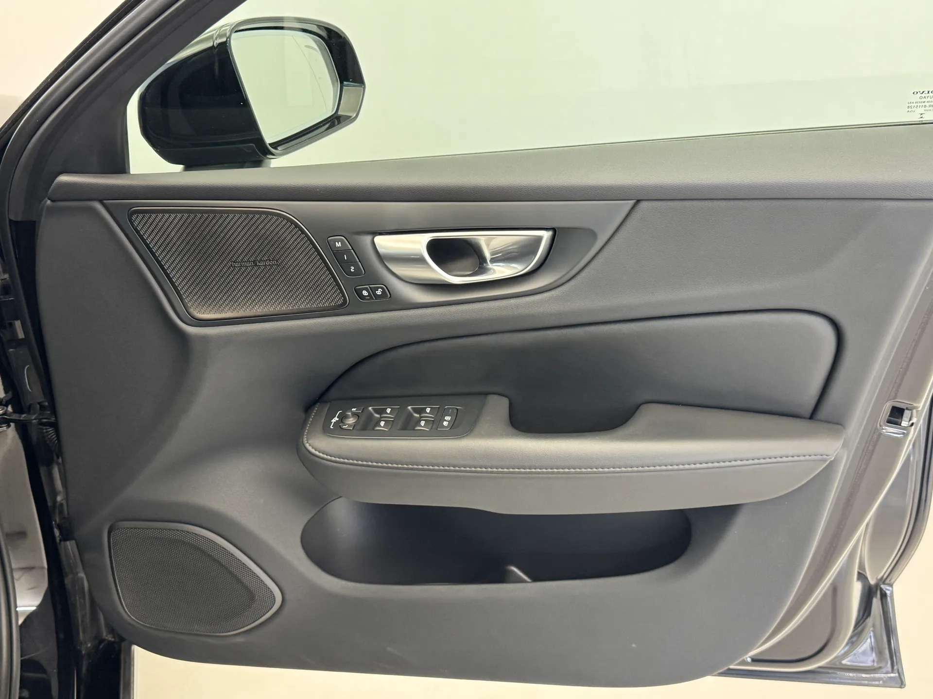 2023 VOLVO S60 2023 VOLVO S60