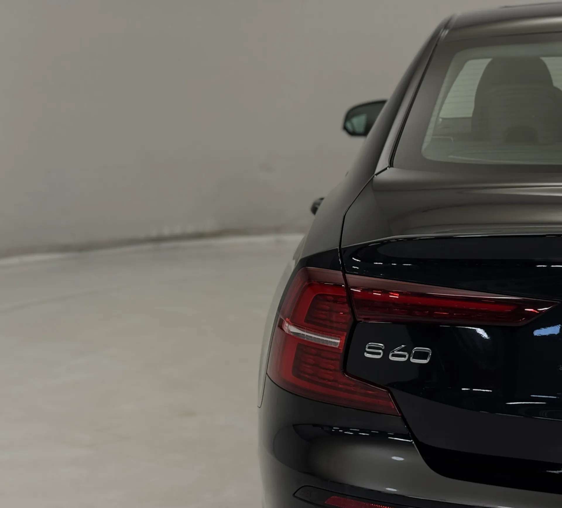 2023 VOLVO S60 2023 VOLVO S60