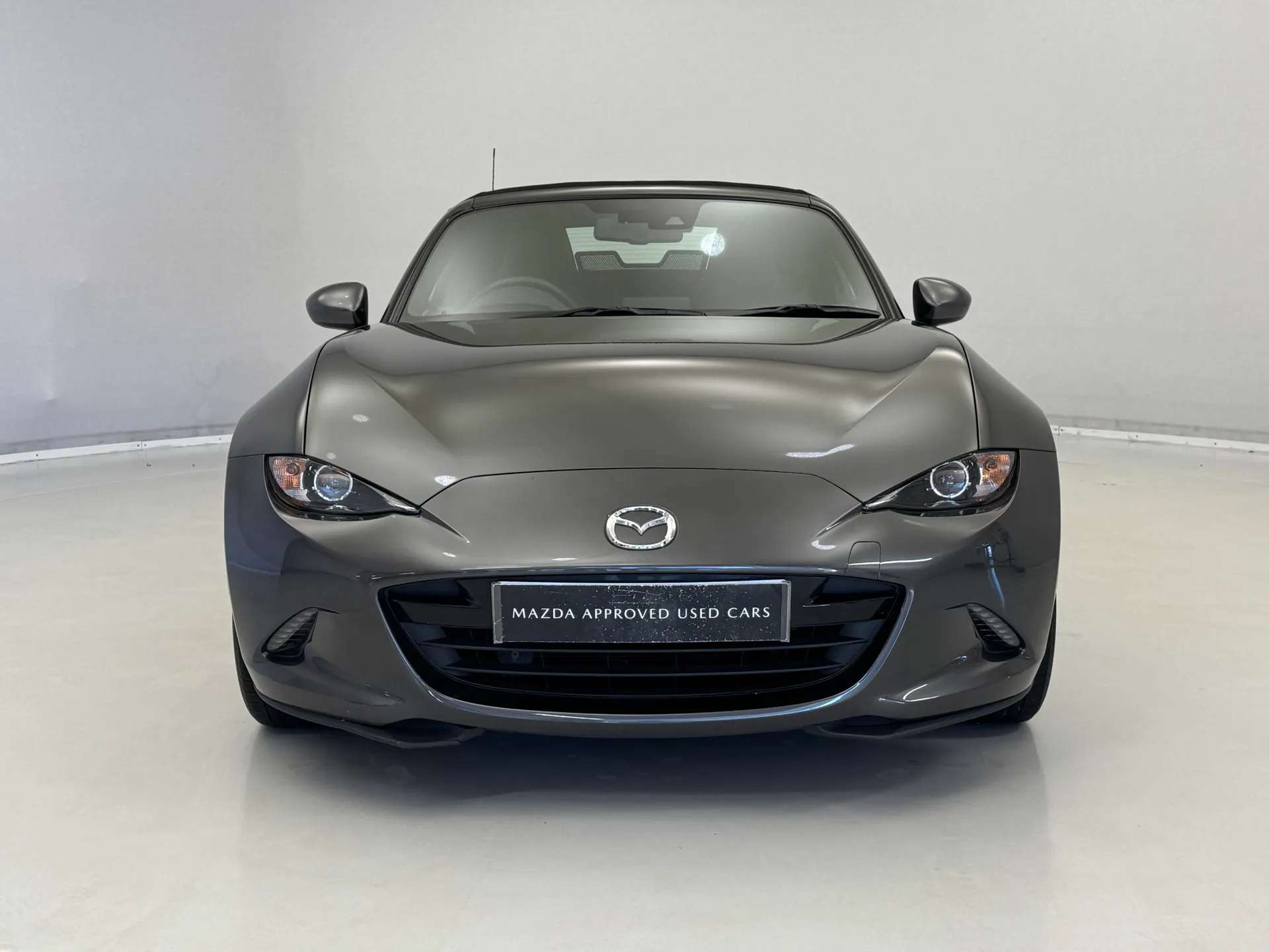 2022 MAZDA MX-5 2022 MAZDA MX-5