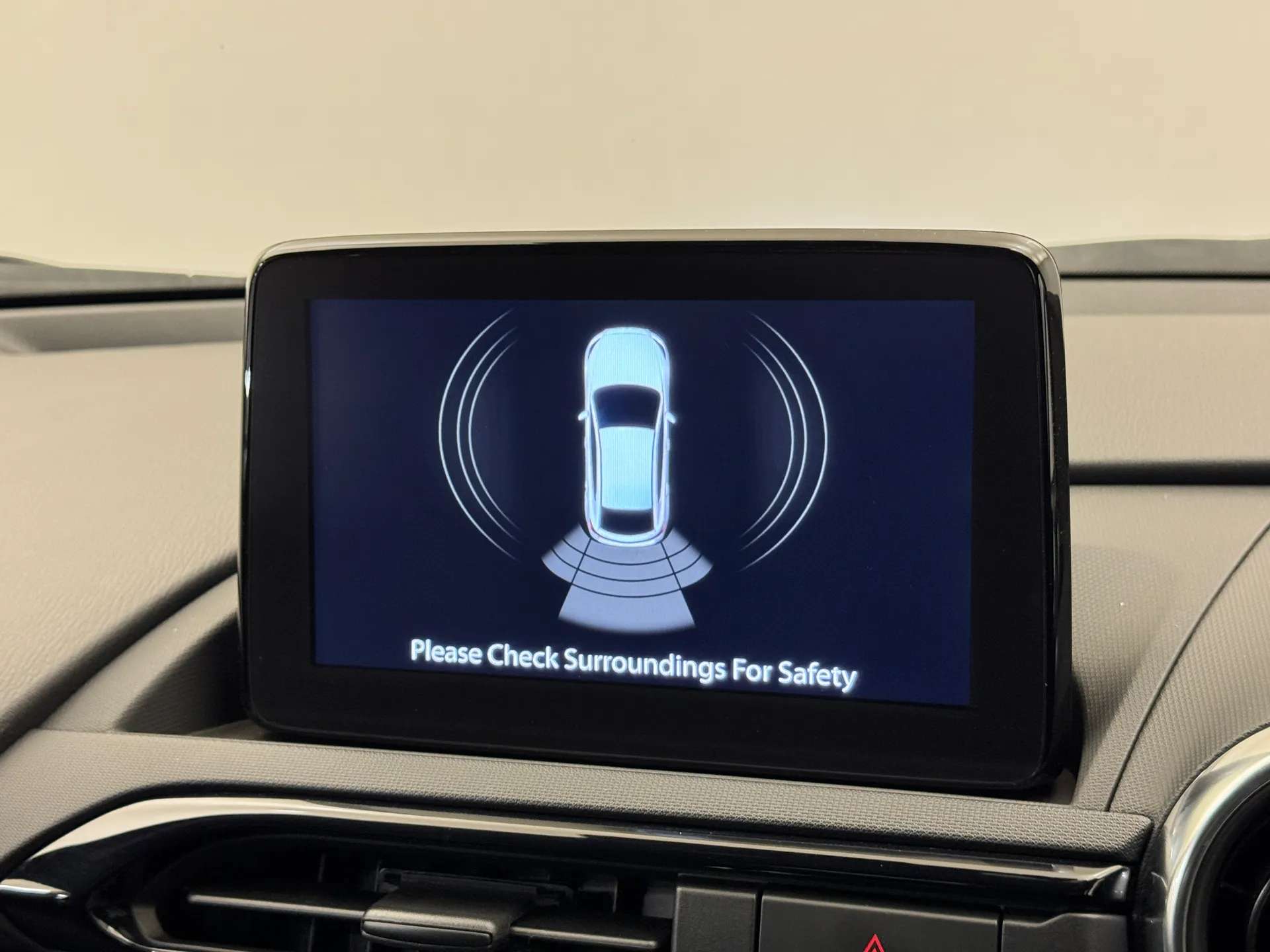 2022 MAZDA MX-5 2022 MAZDA MX-5