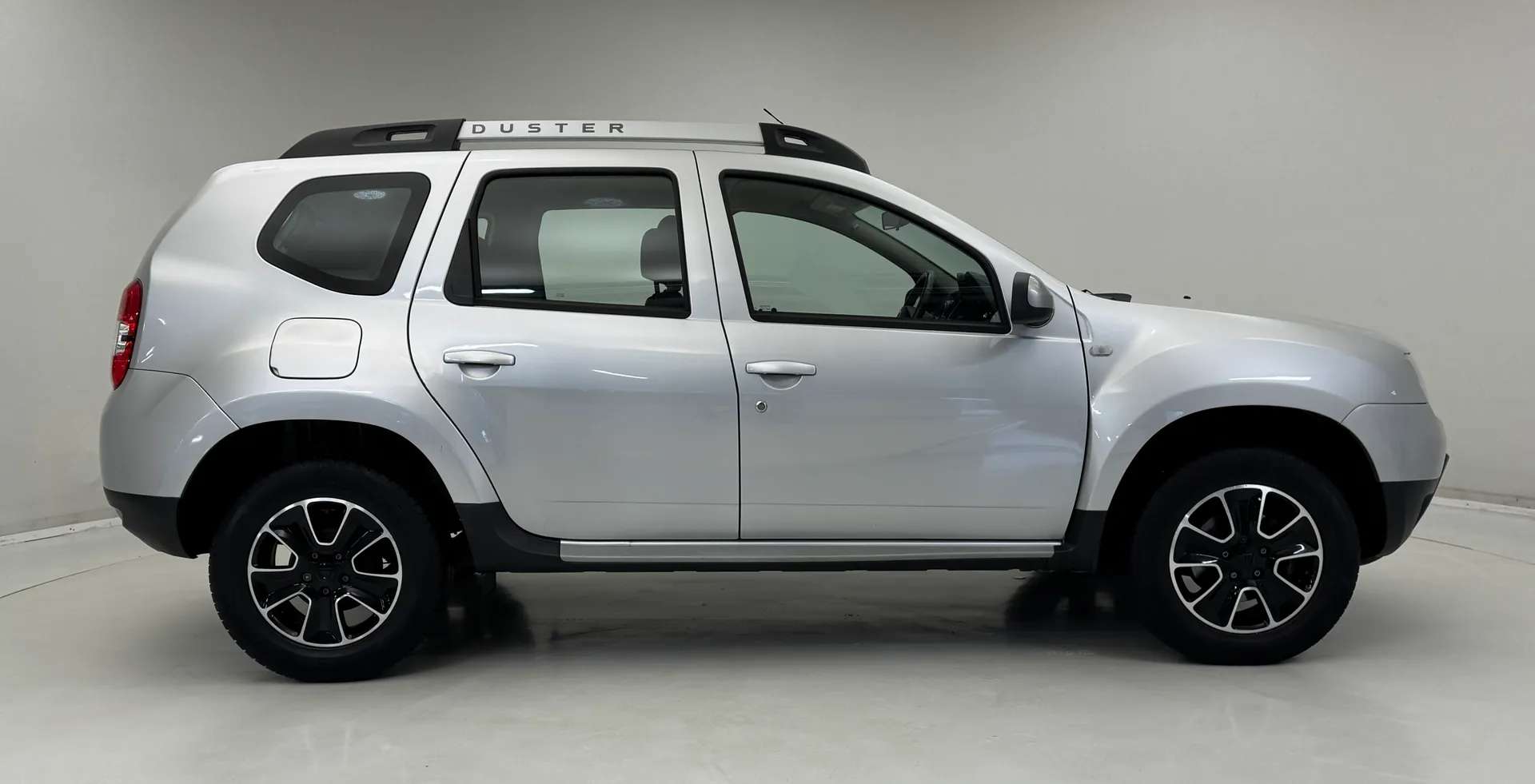 2016 DACIA DUSTER 2016 DACIA DUSTER