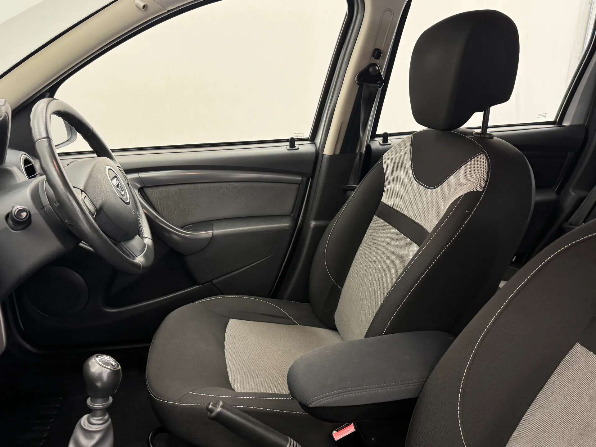 2016 DACIA DUSTER 2016 DACIA DUSTER