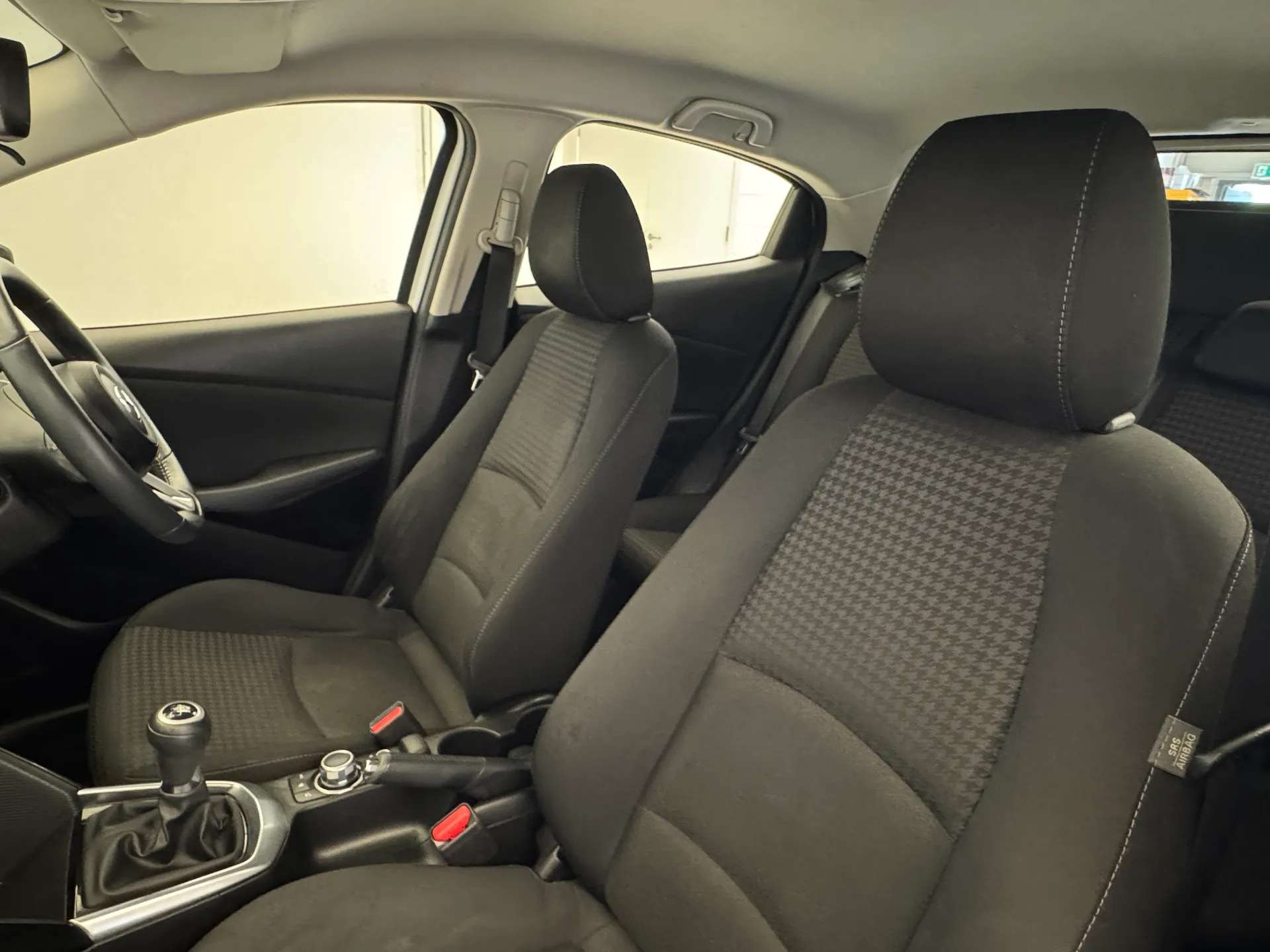 2019 MAZDA MAZDA2 2019 MAZDA MAZDA2