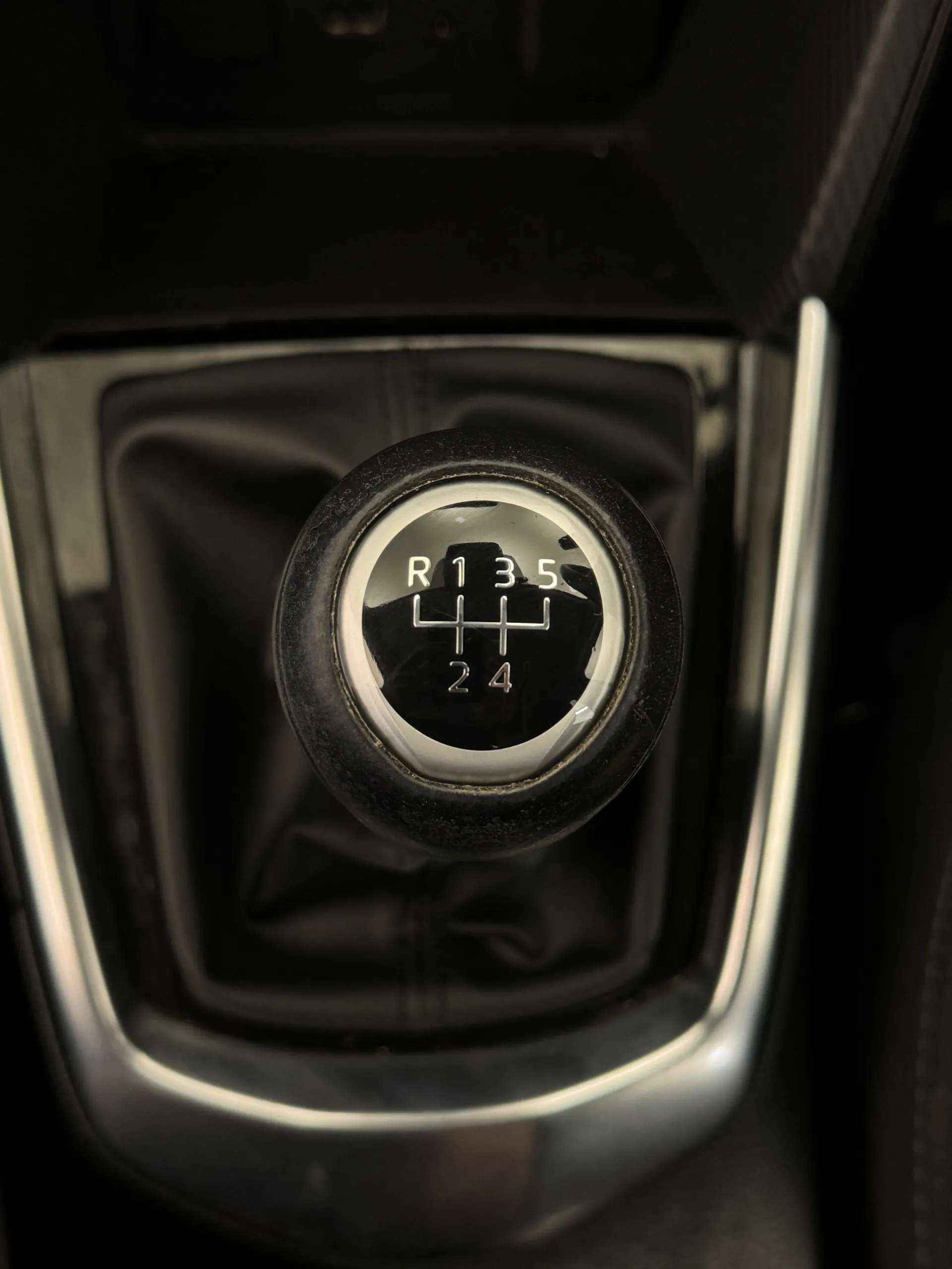 2019 MAZDA MAZDA2 2019 MAZDA MAZDA2