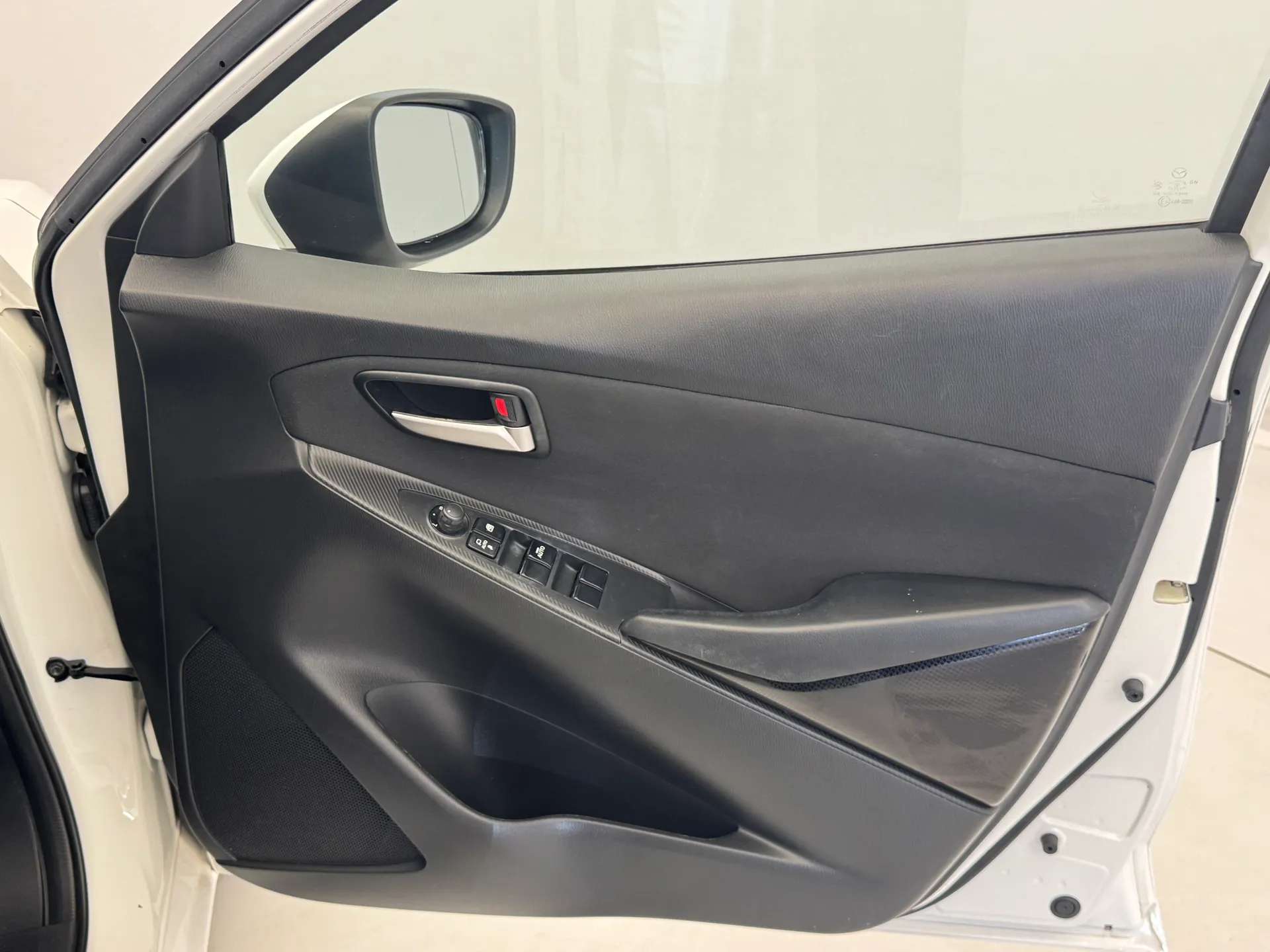 2019 MAZDA MAZDA2 2019 MAZDA MAZDA2