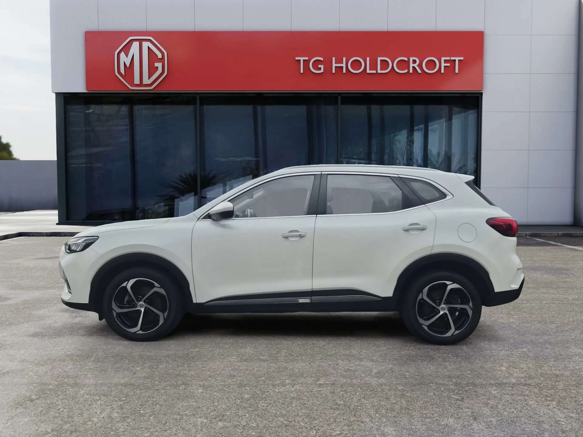 A 2024 MG HS 1.5 T-GDI SE 5dr A 2024 MG HS 1.5 T-GDI SE 5dr