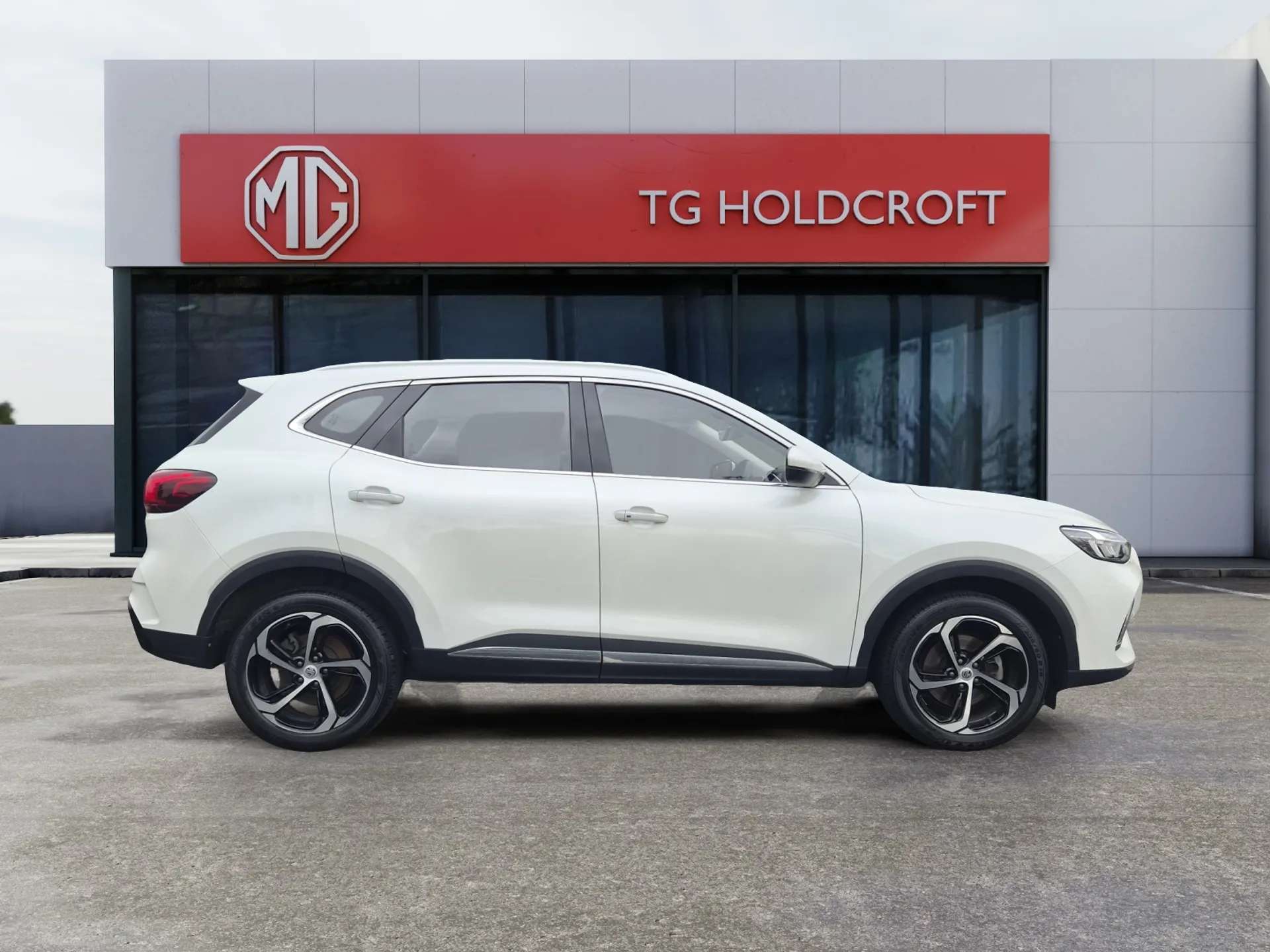 2024 MG HS 2024 MG HS
