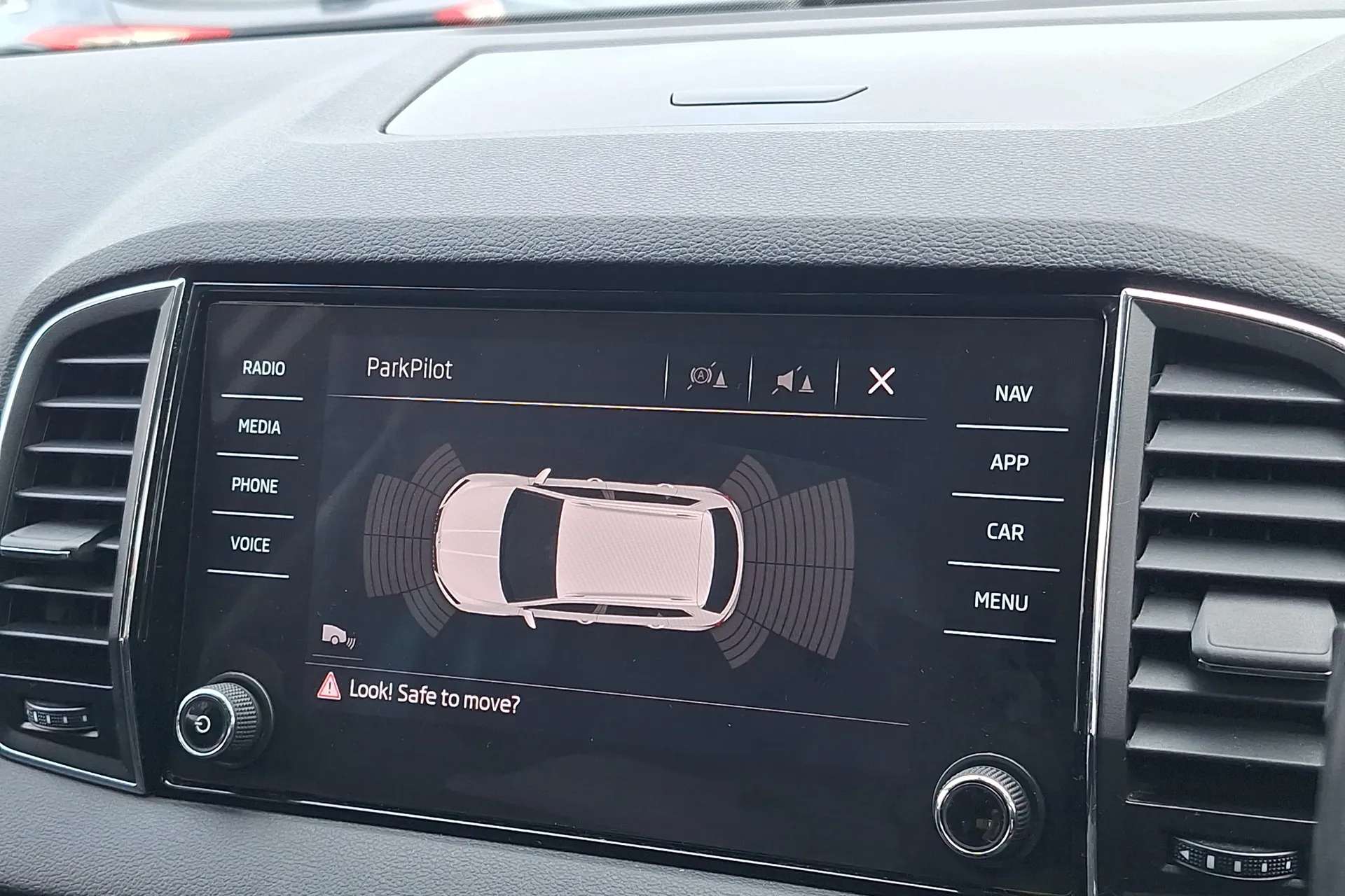 2019 SKODA KAROQ 2019 SKODA KAROQ