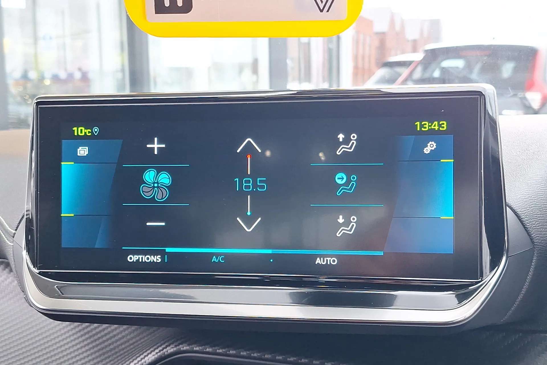 2021 PEUGEOT 208 2021 PEUGEOT 208