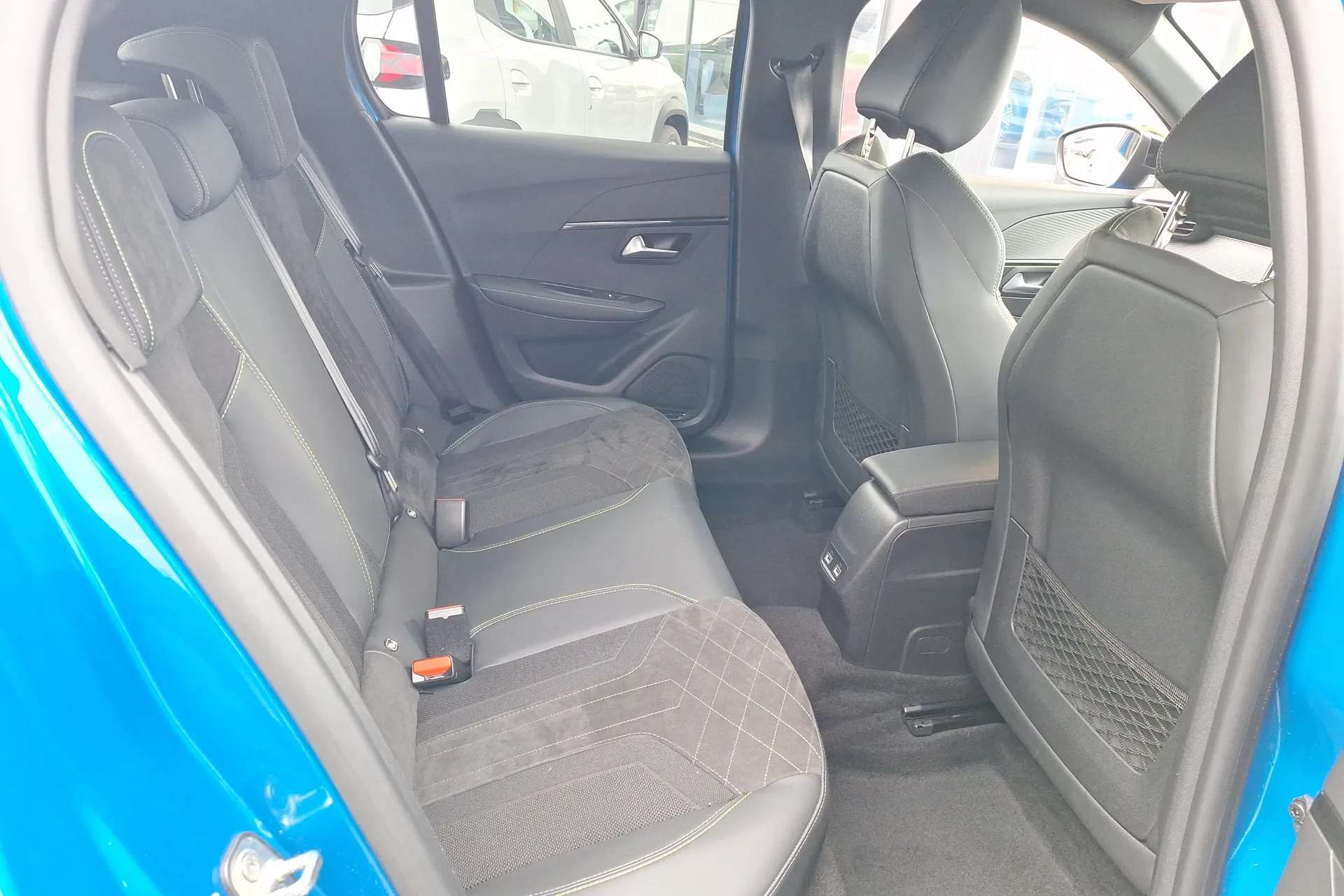 2021 PEUGEOT 208 2021 PEUGEOT 208