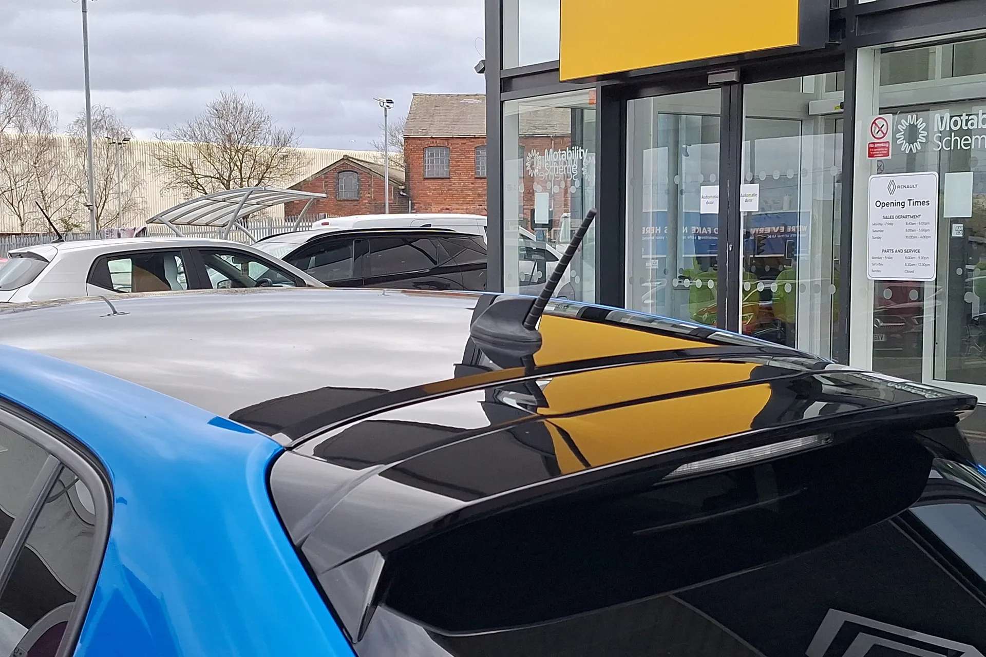 2021 PEUGEOT 208 2021 PEUGEOT 208