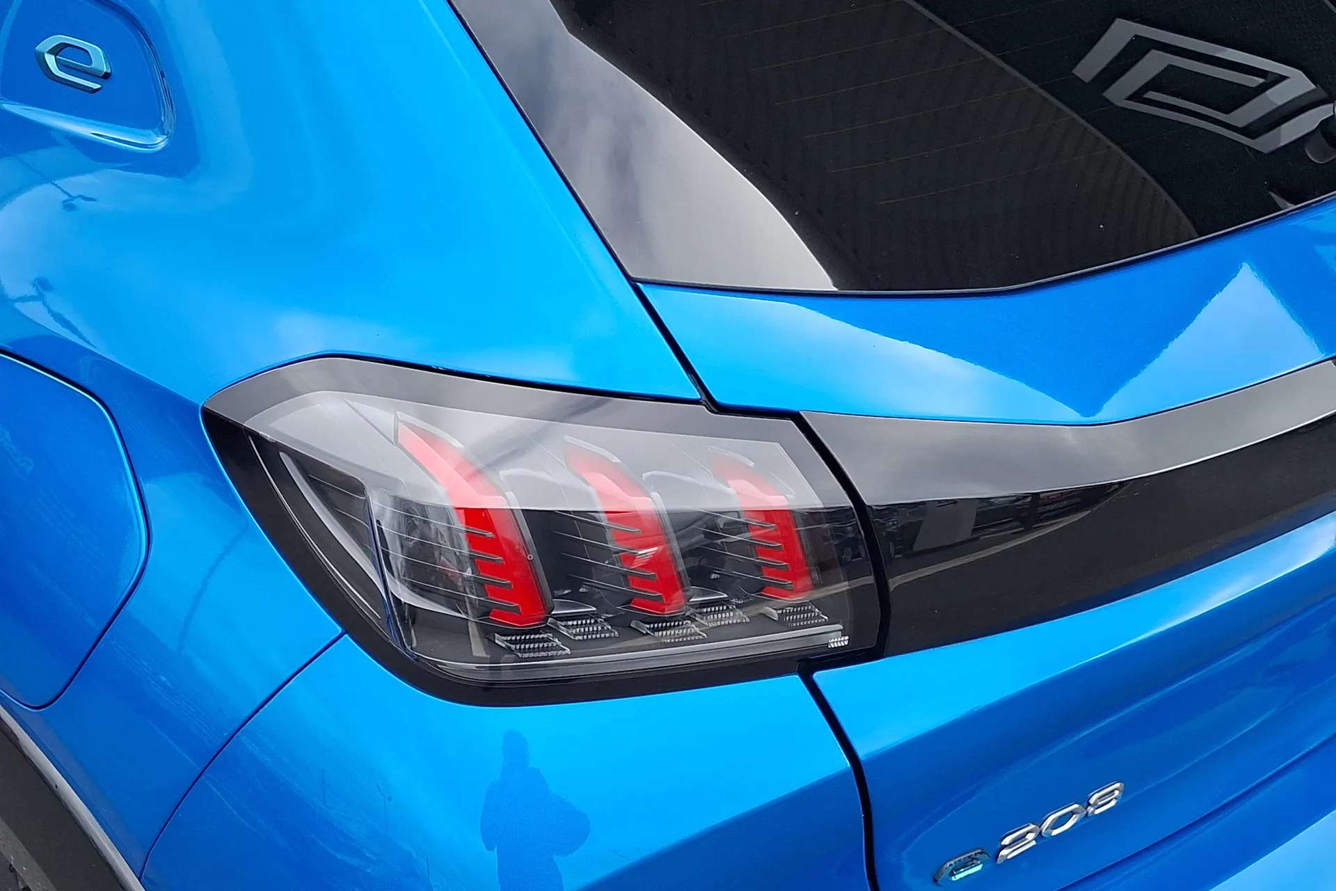 2021 PEUGEOT 208 2021 PEUGEOT 208