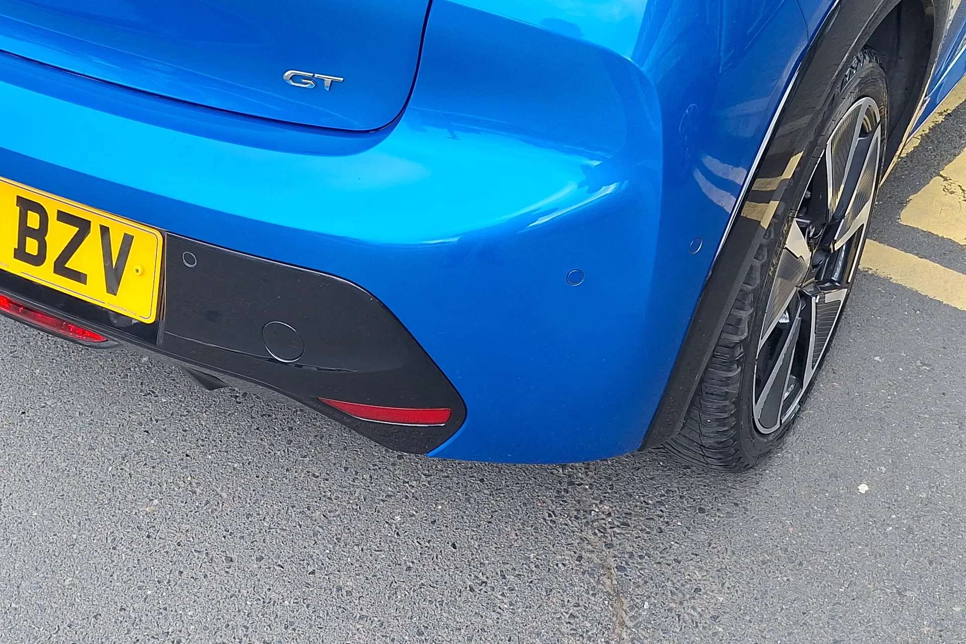 2021 PEUGEOT 208 2021 PEUGEOT 208