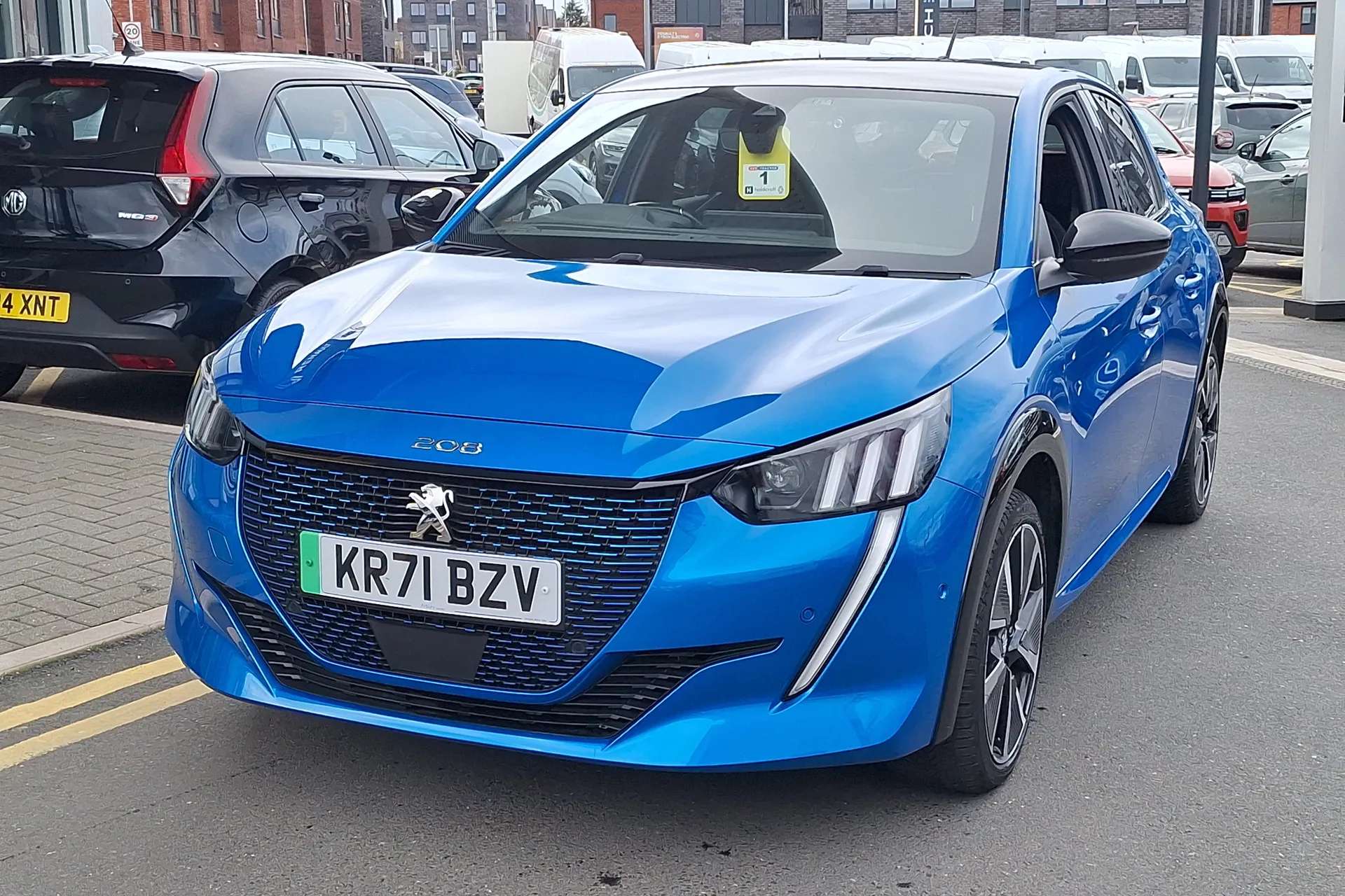 2021 PEUGEOT 208 2021 PEUGEOT 208