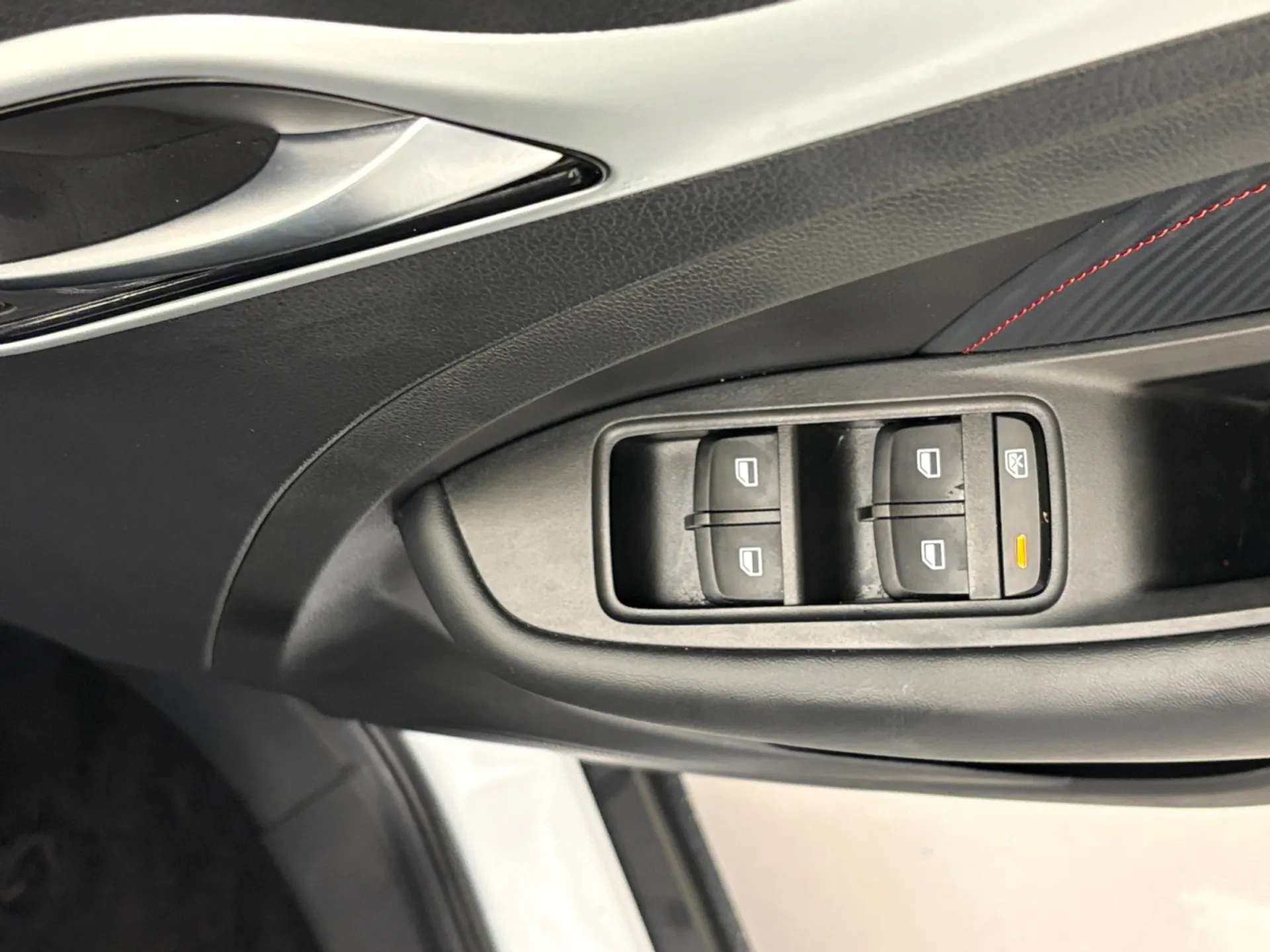 2024 MG ZS 2024 MG ZS
