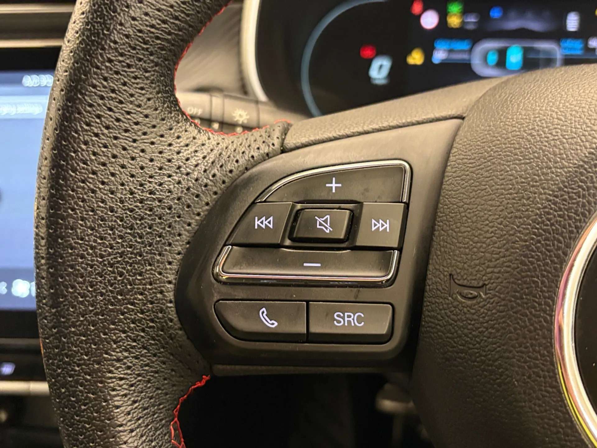 2024 MG ZS 2024 MG ZS