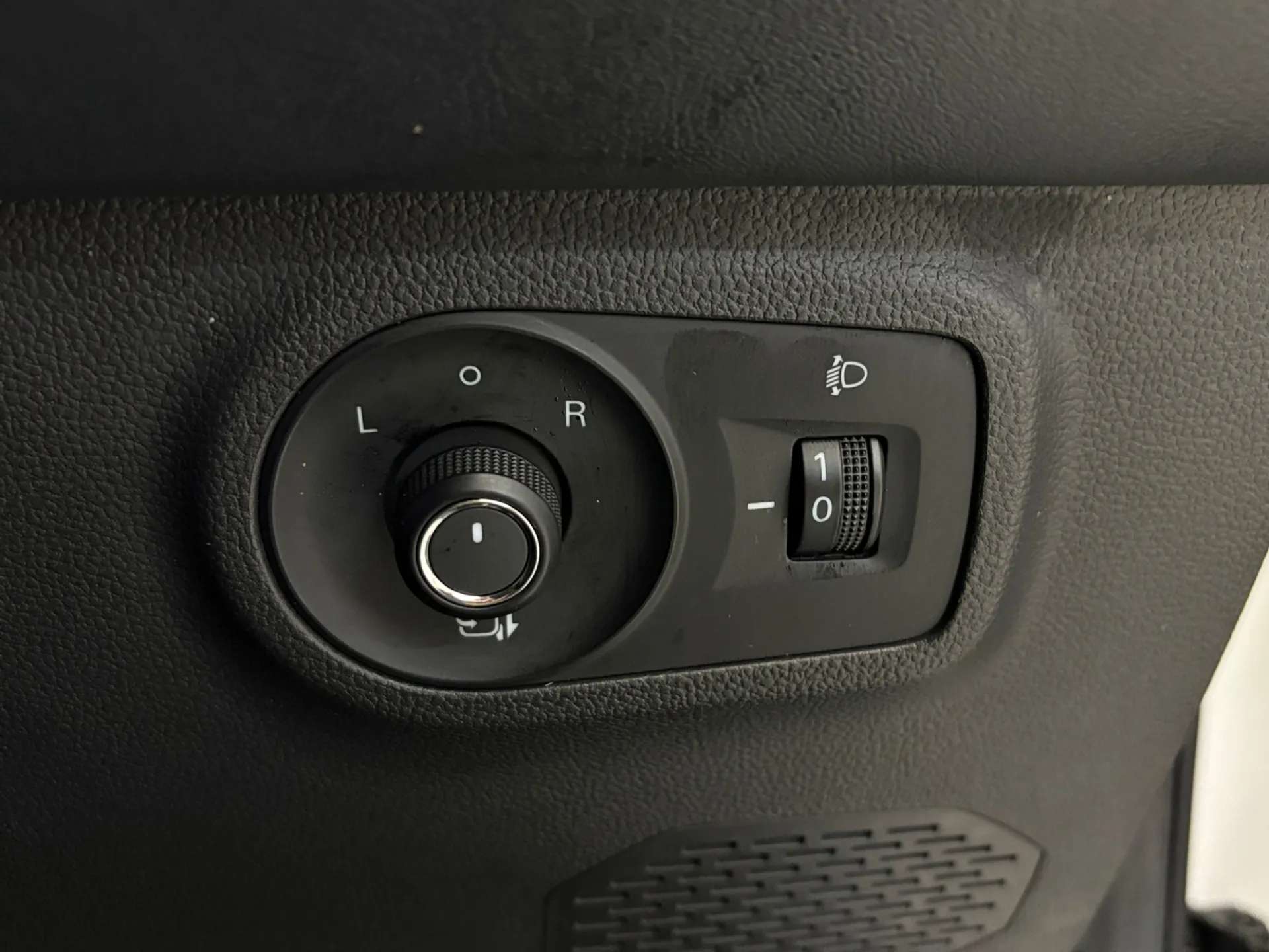 2024 MG ZS 2024 MG ZS