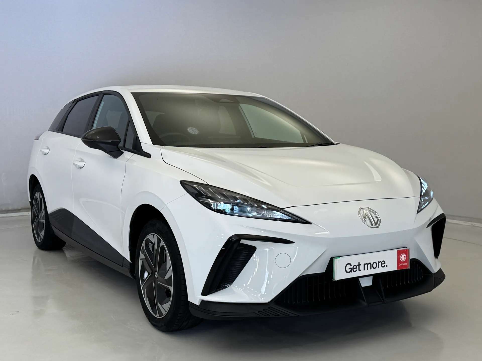 A 2022 MG MG4 125kW SE EV 51kWh 5dr Auto ð Only 8,000 Miles ð A 2022 MG MG4 125kW SE EV 51kWh 5dr Auto ð Only 8,000 Miles ð