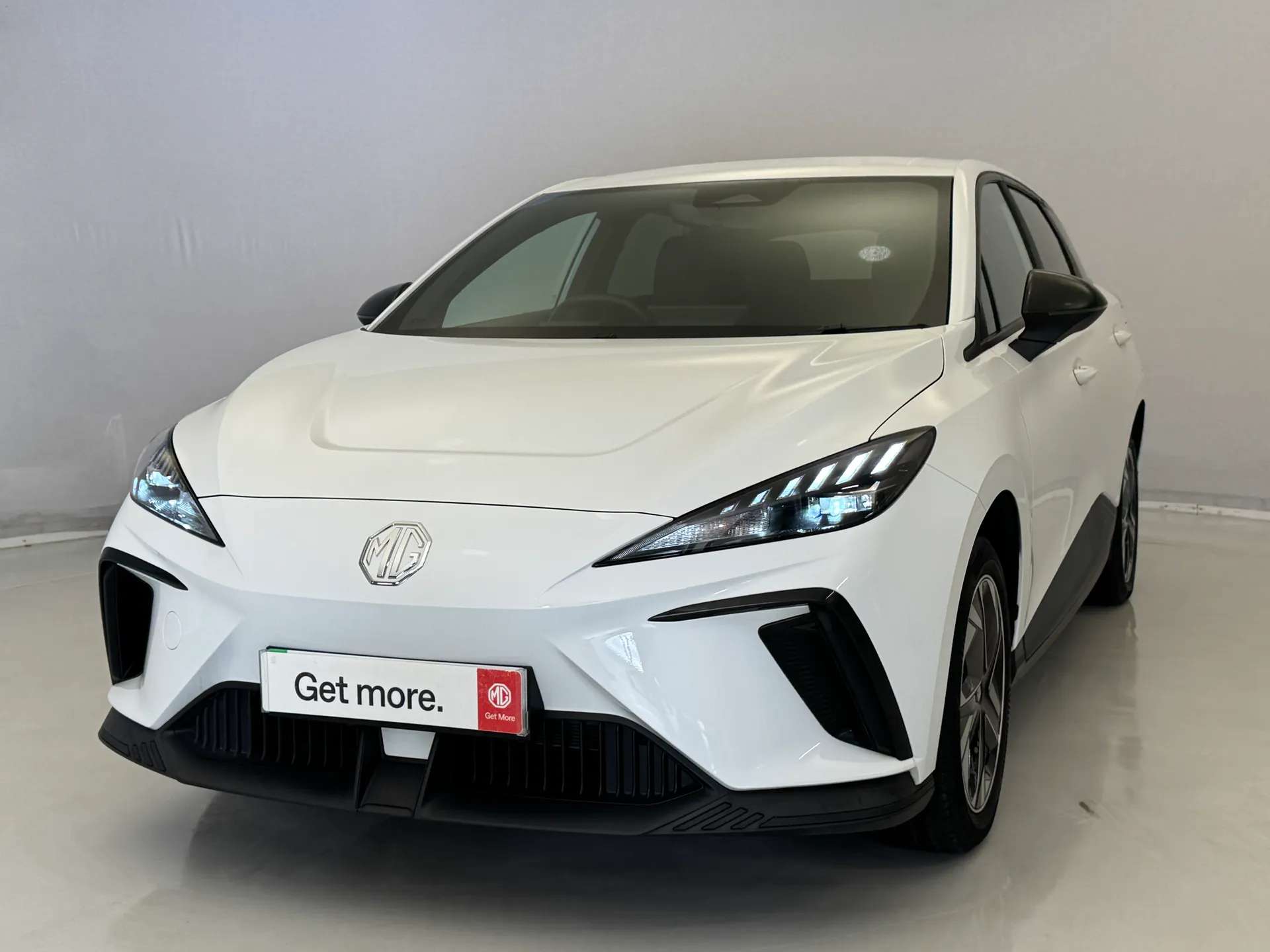 A 2022 MG MG4 125kW SE EV 51kWh 5dr Auto ð Only 8,000 Miles ð A 2022 MG MG4 125kW SE EV 51kWh 5dr Auto ð Only 8,000 Miles ð