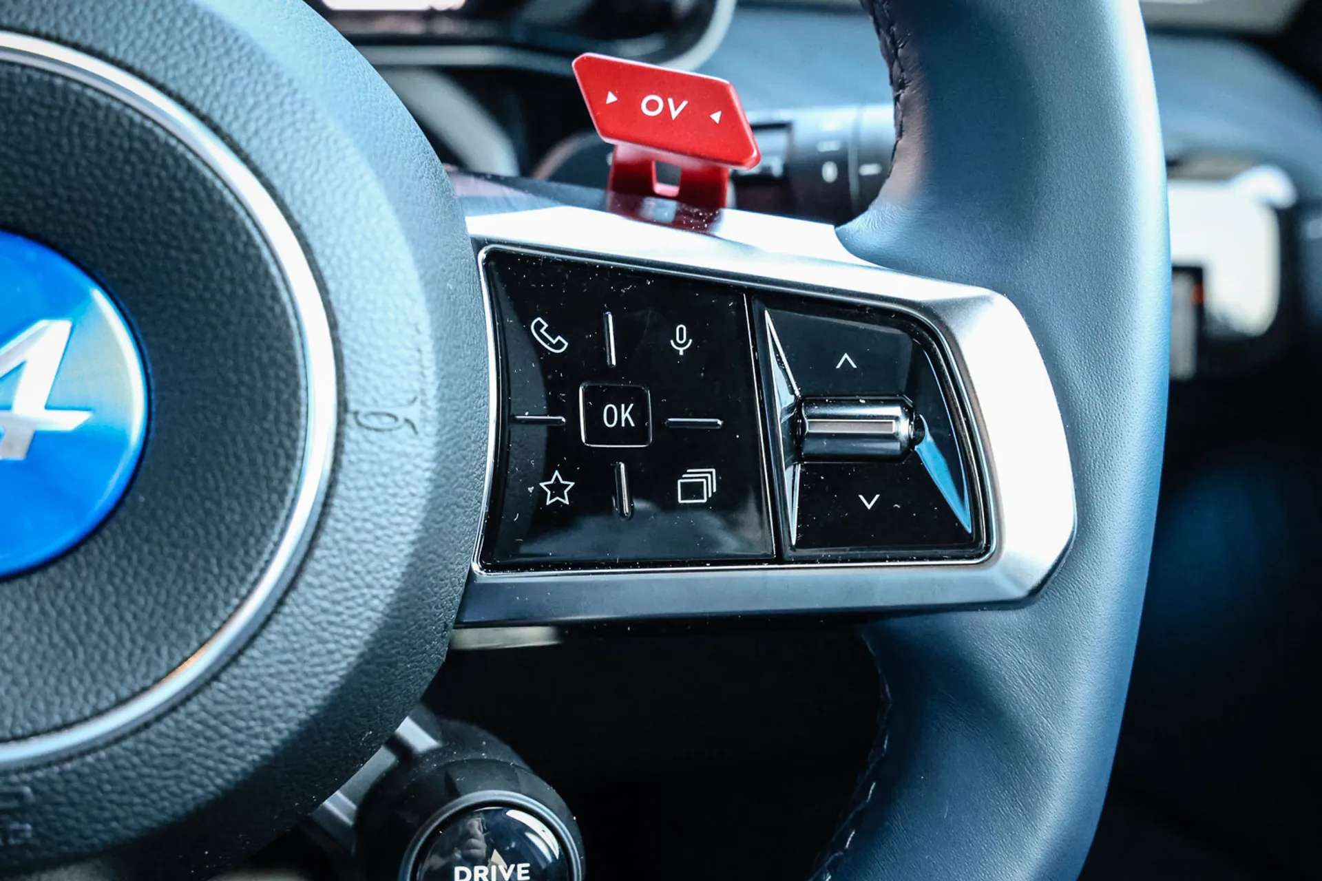 2025 ALPINE A290 2025 ALPINE A290