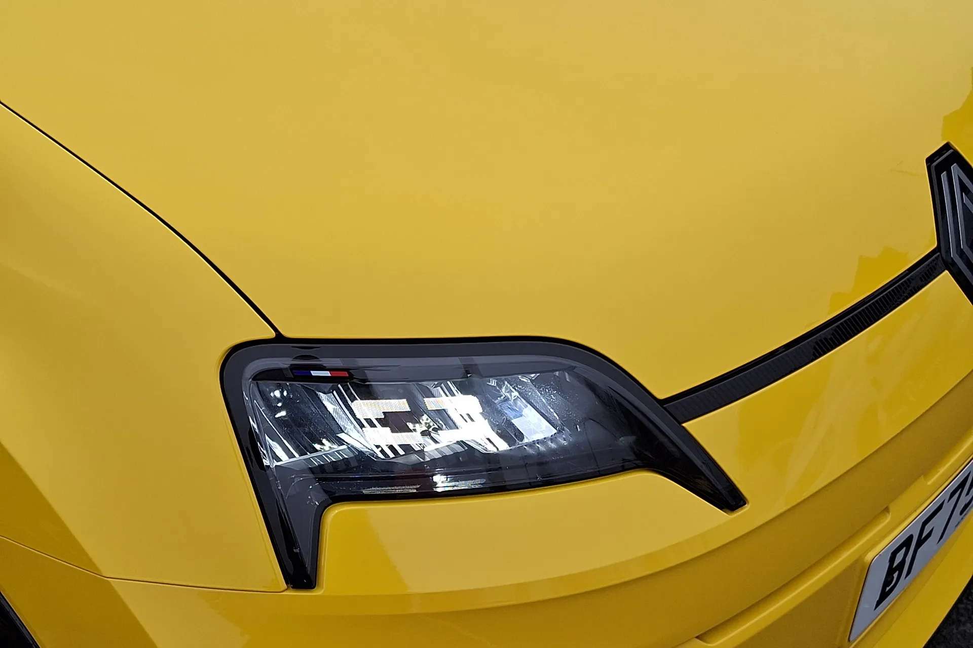 2025 RENAULT 5 2025 RENAULT 5