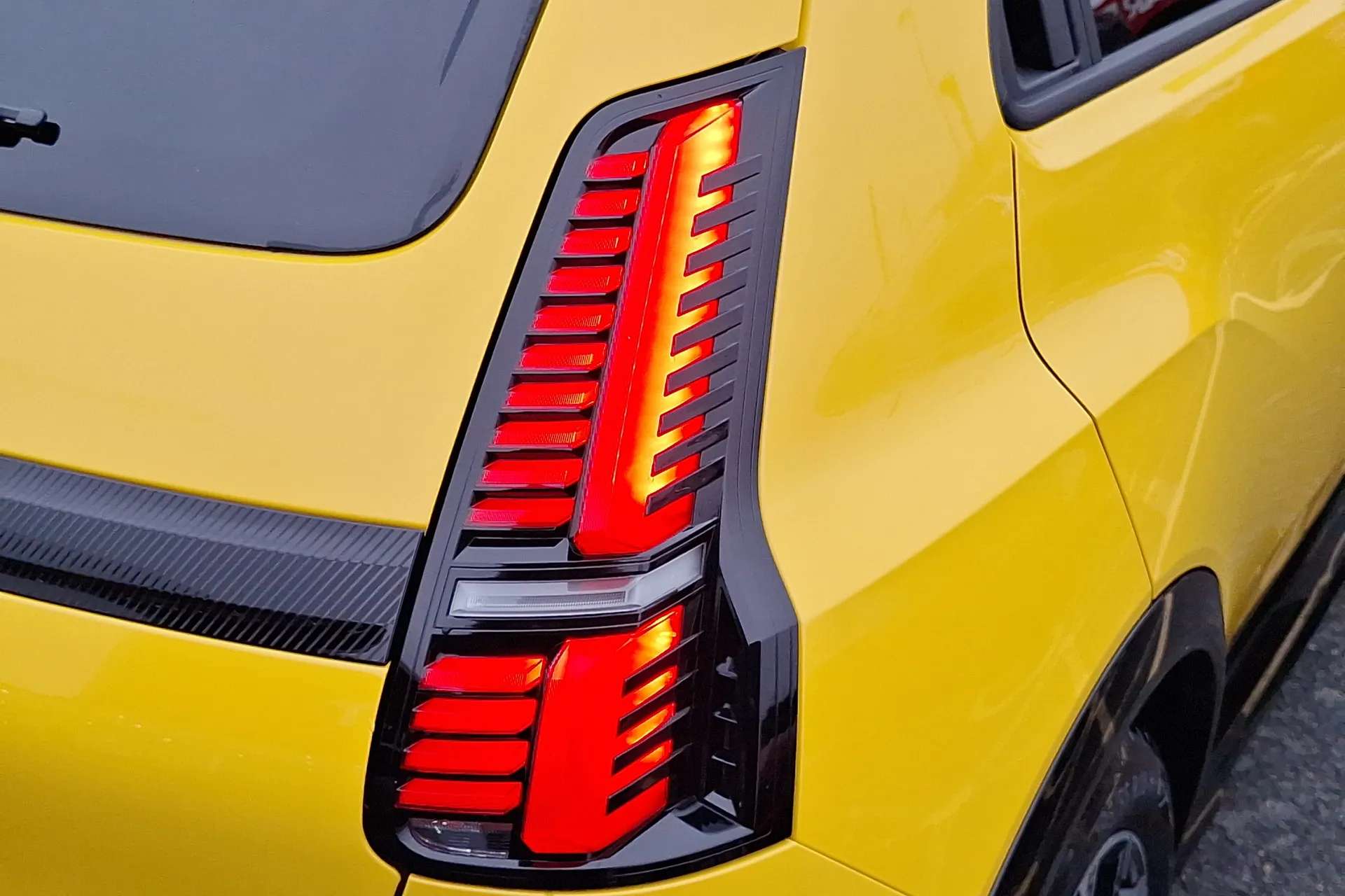 2025 RENAULT 5 2025 RENAULT 5