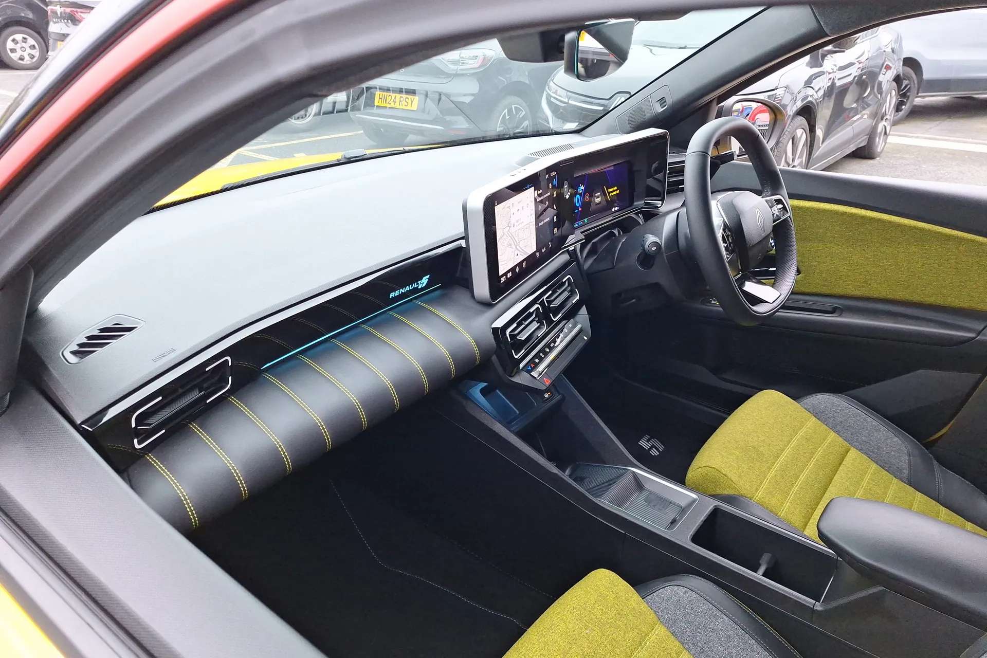 2025 RENAULT 5 2025 RENAULT 5