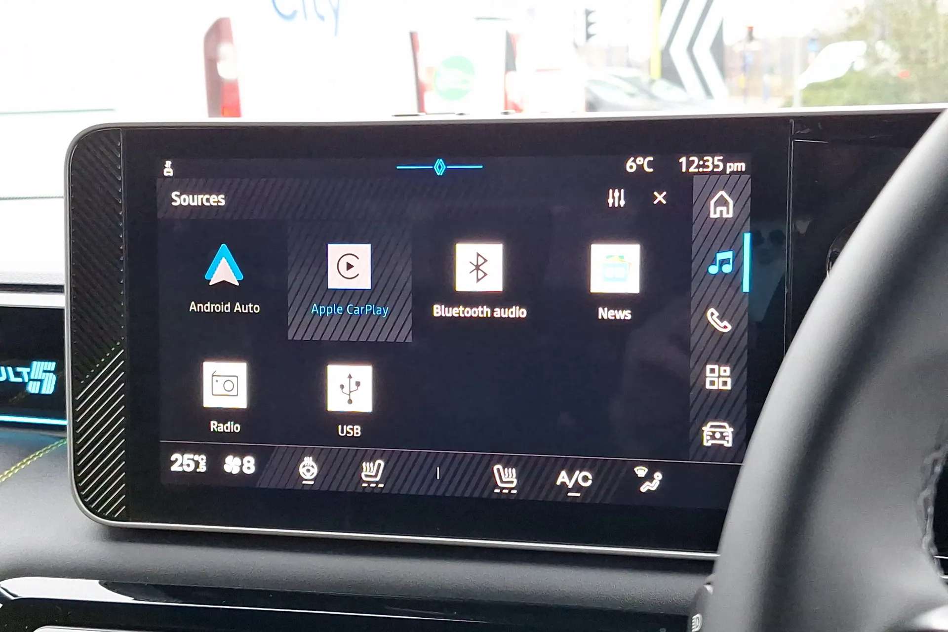 2025 RENAULT 5 2025 RENAULT 5