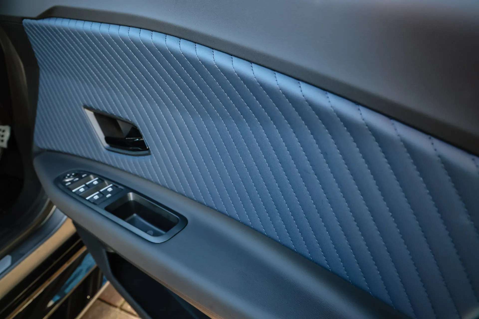 2025 ALPINE A290 2025 ALPINE A290