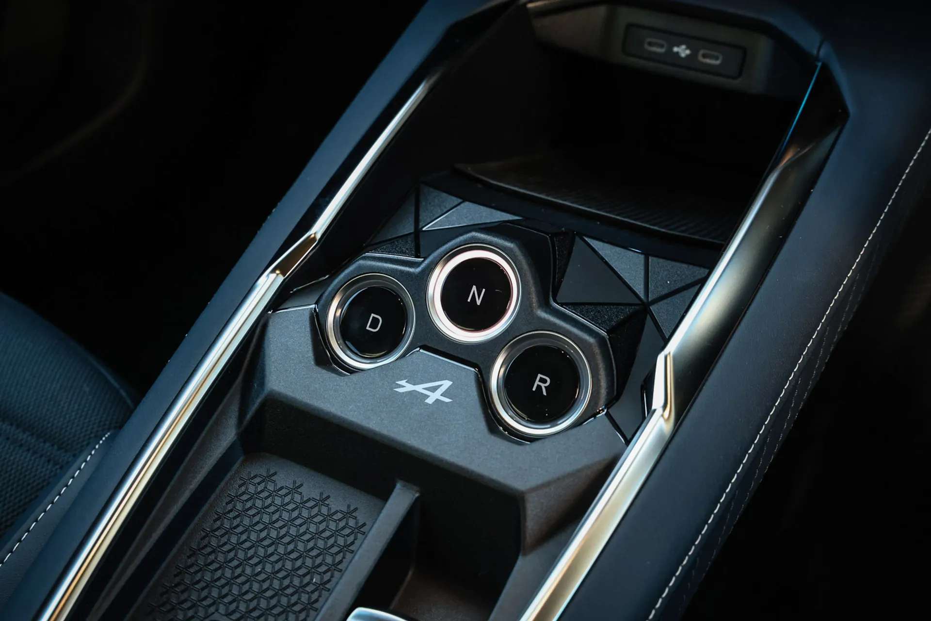 2025 ALPINE A290 2025 ALPINE A290